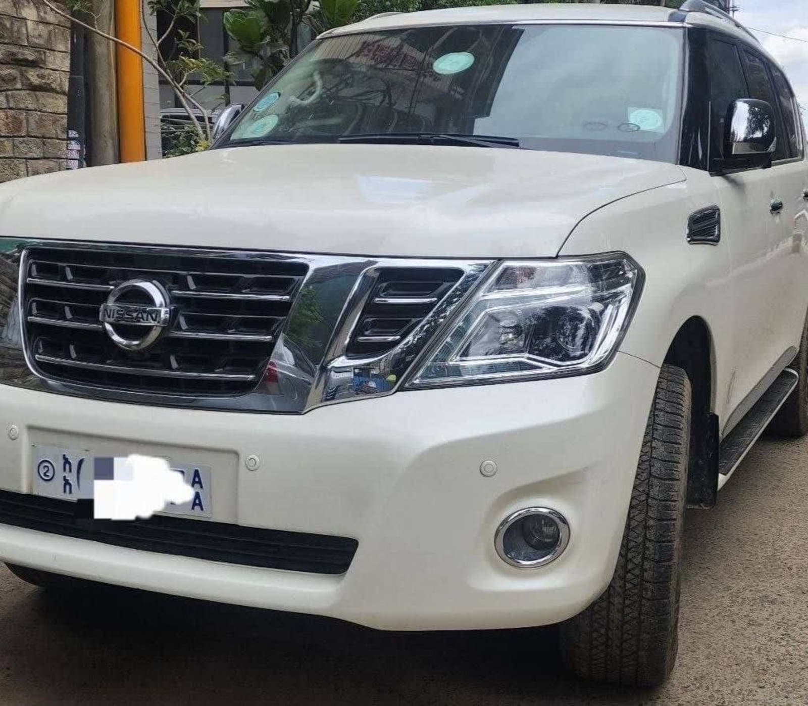 2019 Nissan Patrol Platinum — photo 1