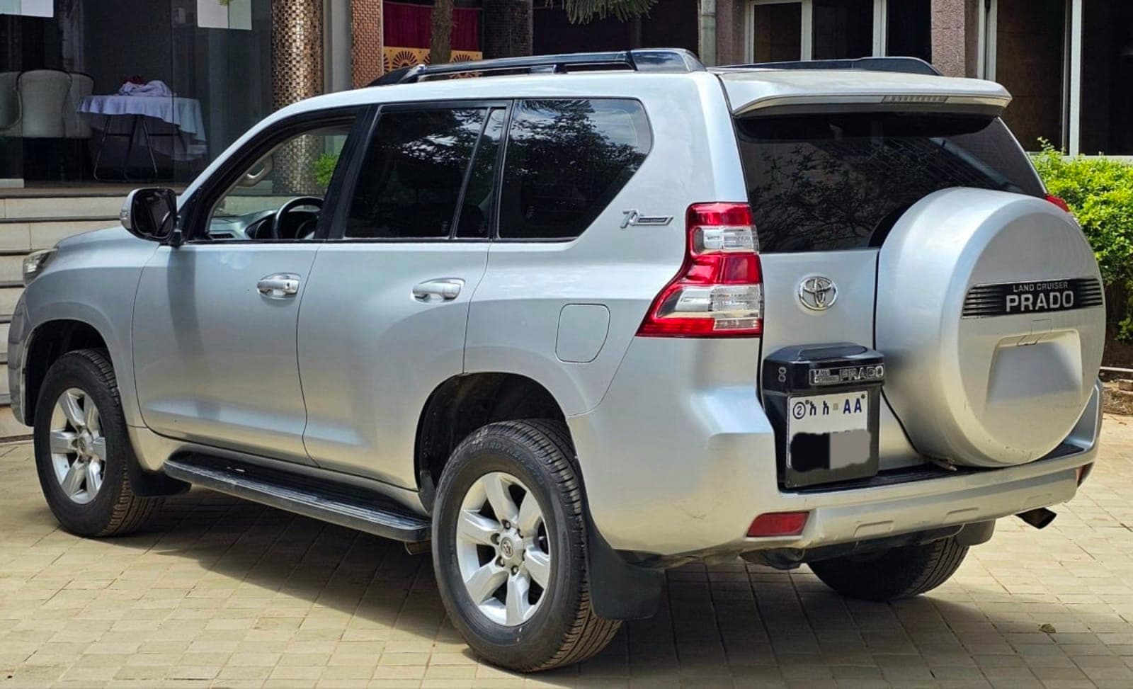 2015 Toyota Land Cruiser Prado — photo 4