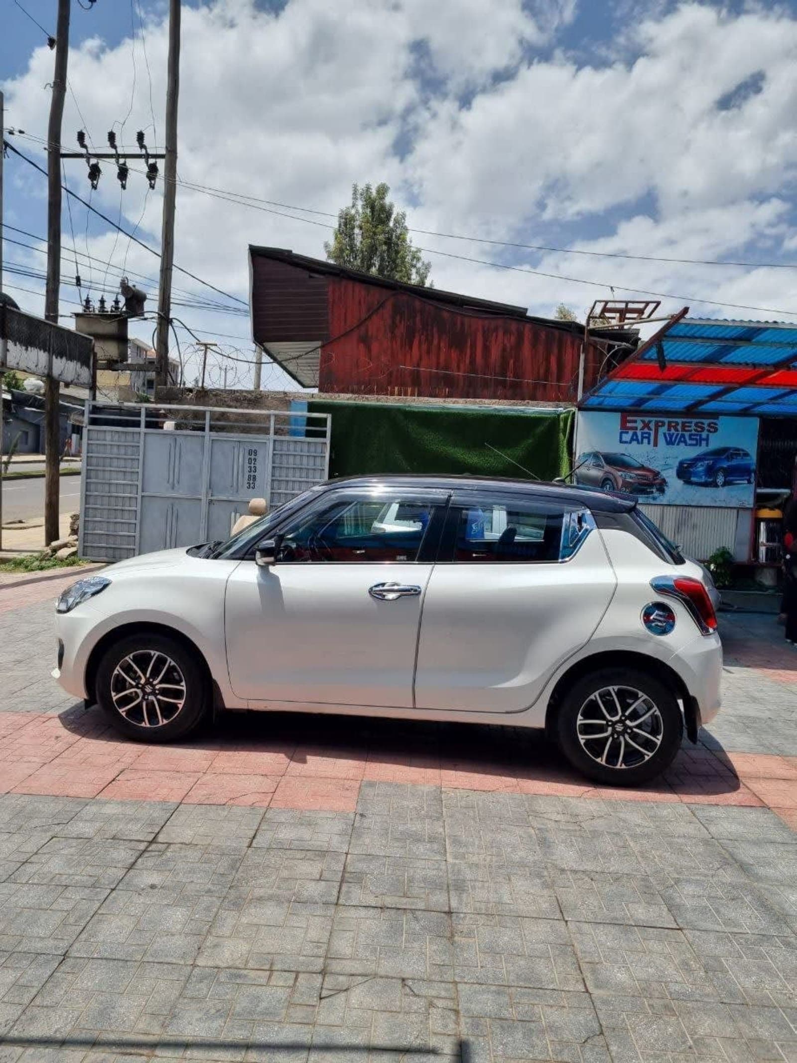 2022 Suzuki Swift — photo 3