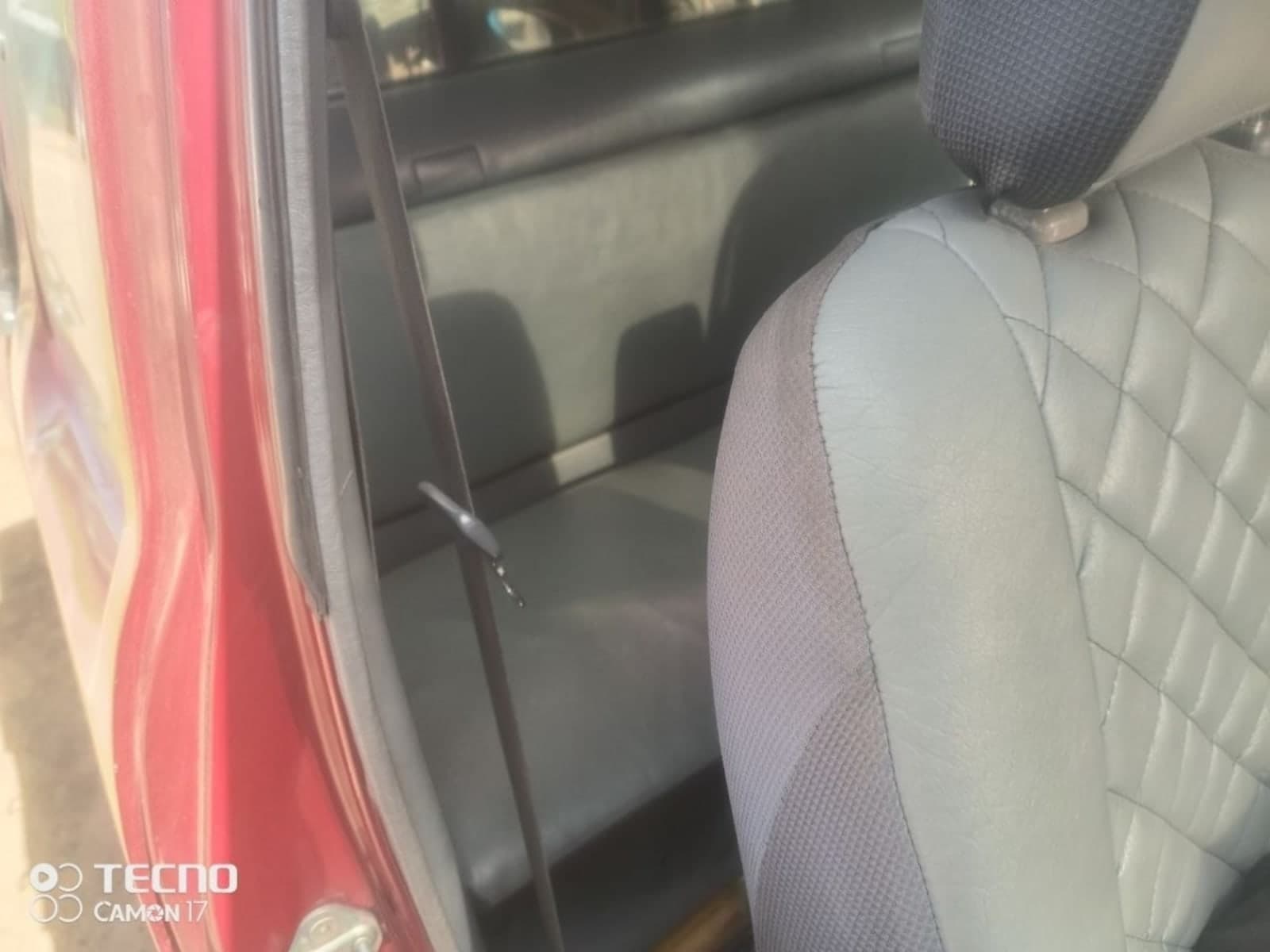 2004 Toyota D4D Hilux Kingcup — photo 3