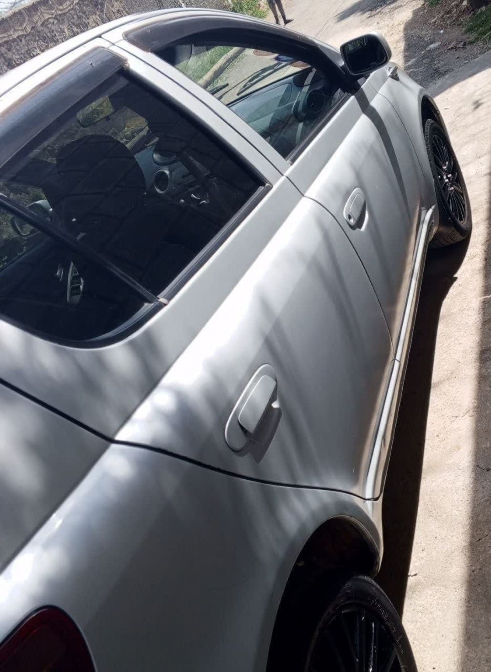 2004 Toyota Vitz