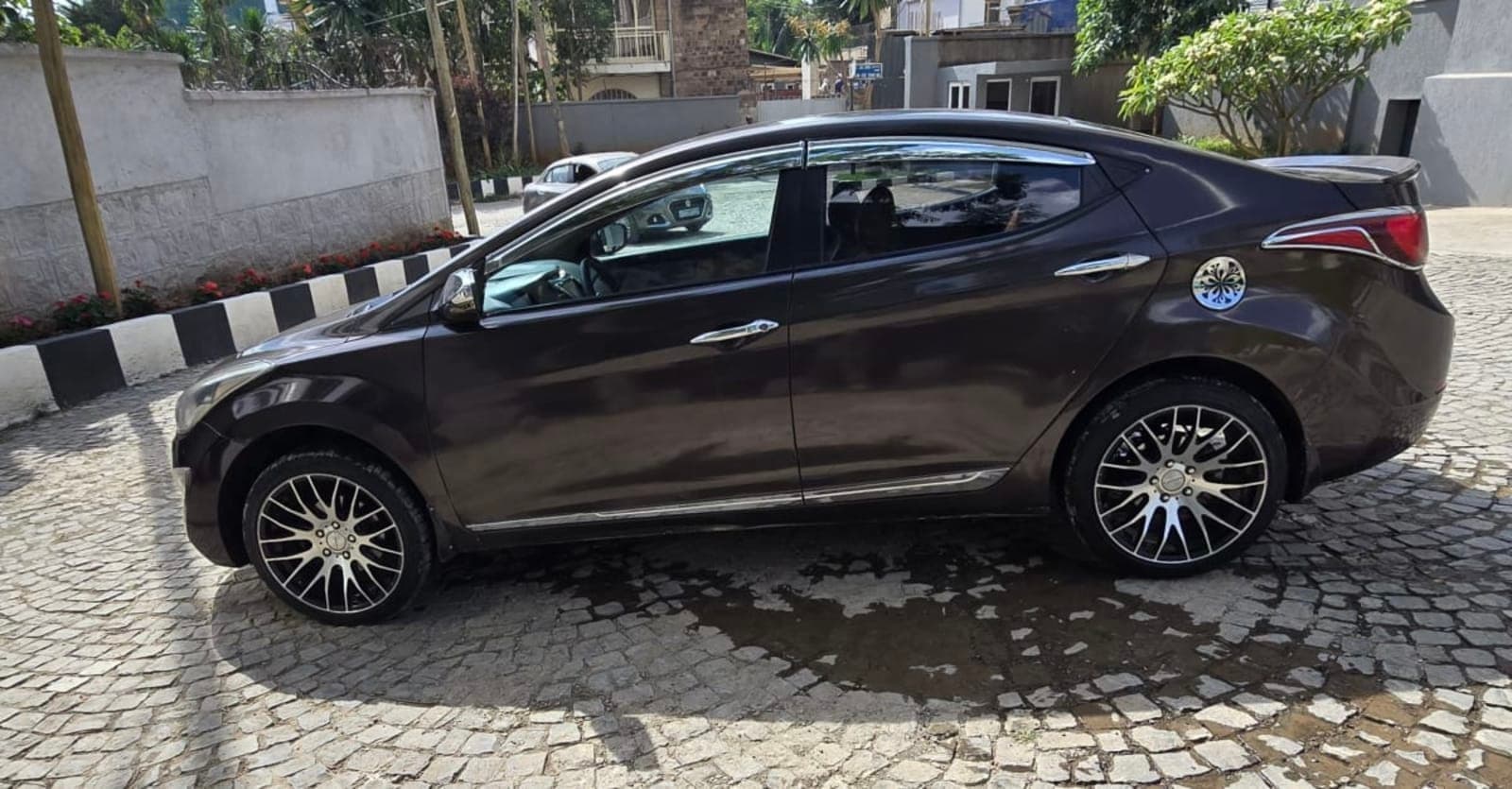 2014 Hyundai Elantra — photo 4