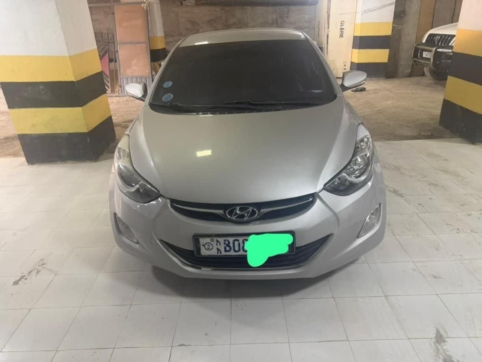 2013 Hyundai Elantra — photo 5