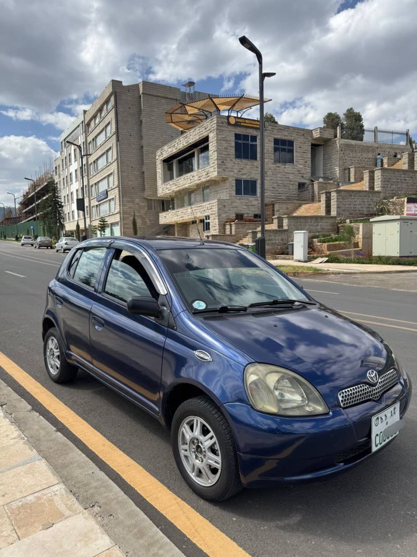 1999 Toyota Vitz Yaris