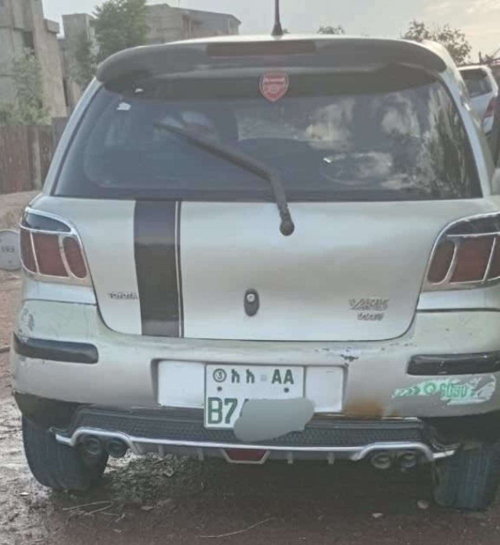 2002 Toyota Vitz Yaris — photo 3