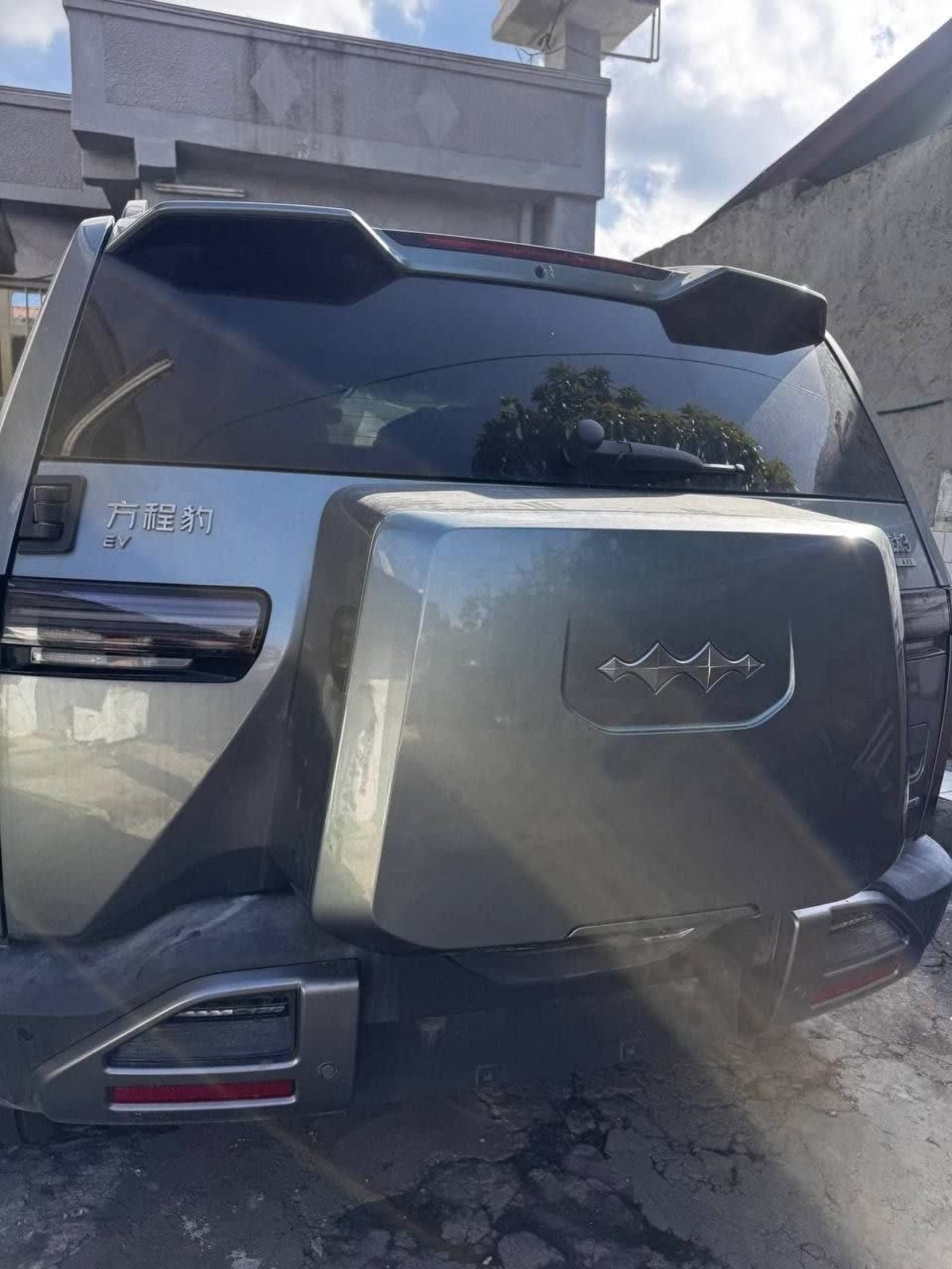 2025 BYD Leopard 3 — photo 3