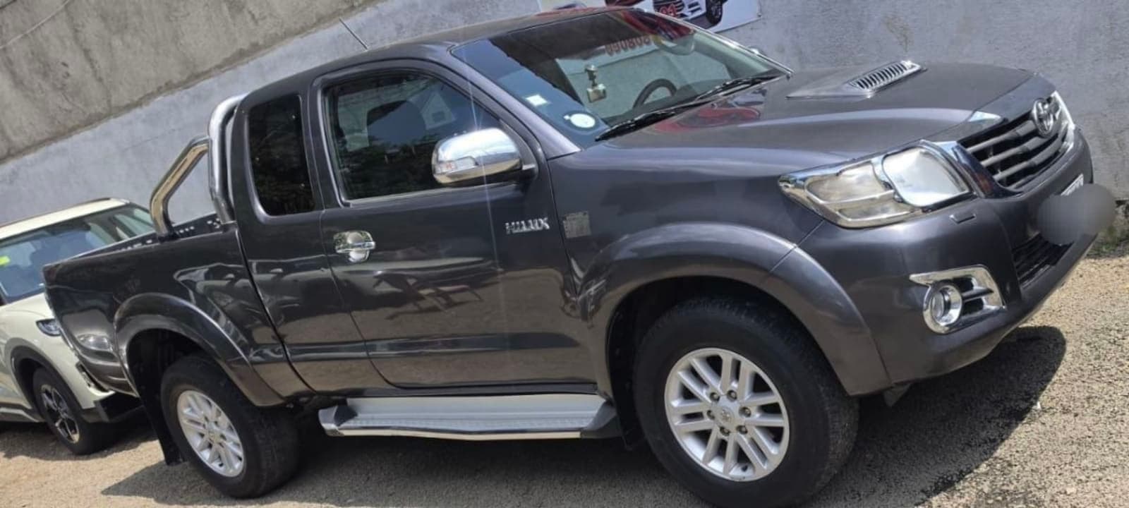 2015 Toyota Hilux X cab — photo 2