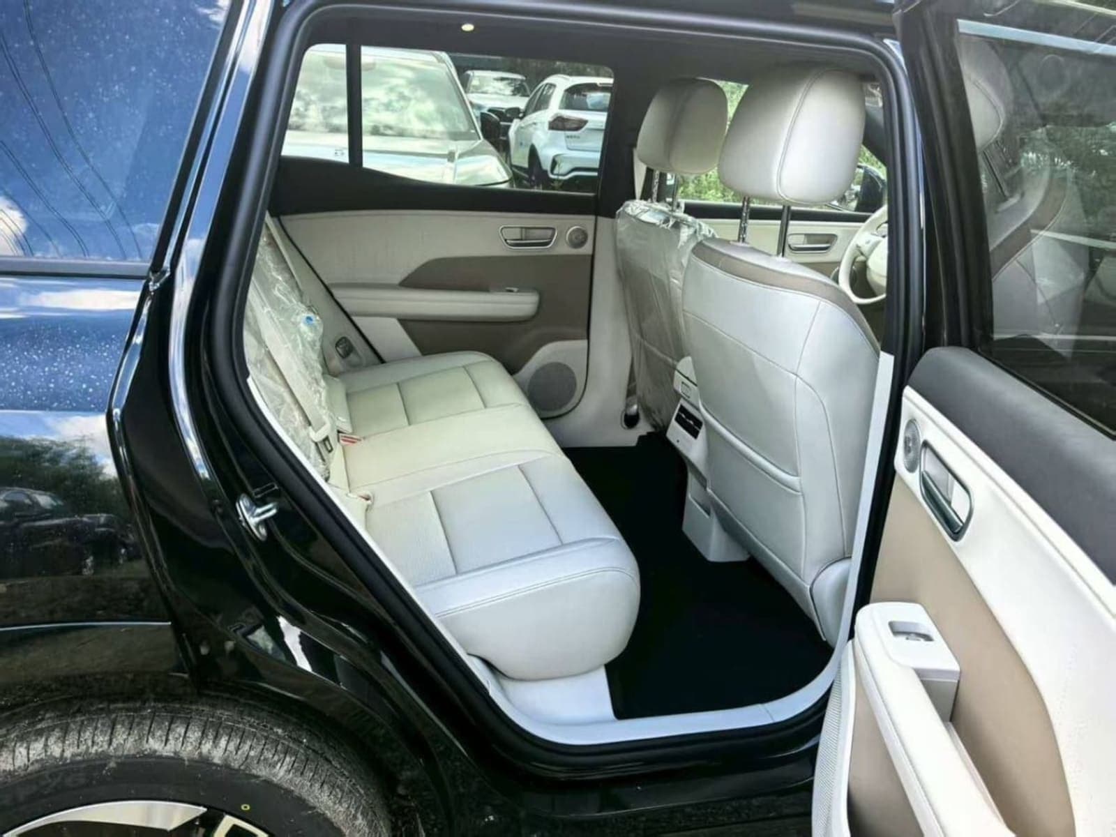 2025 Toyota bZ3X 520 Pro+ — photo 5