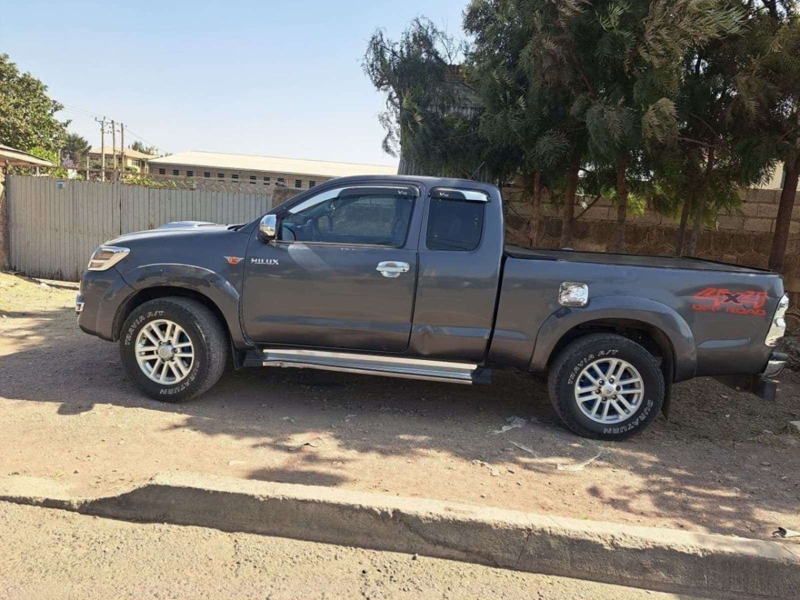 2015 Toyota Hilux Duble Cab — photo 2