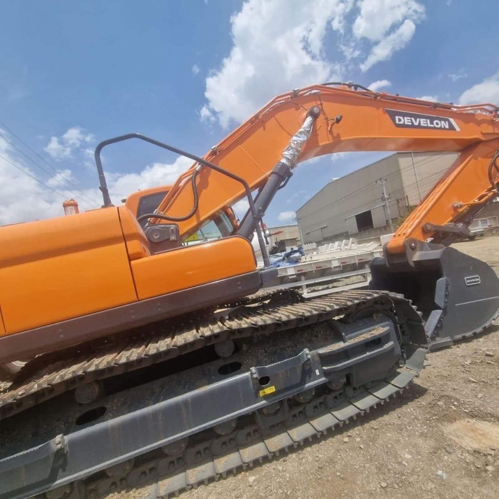 2026 Develon Excavator — photo 3