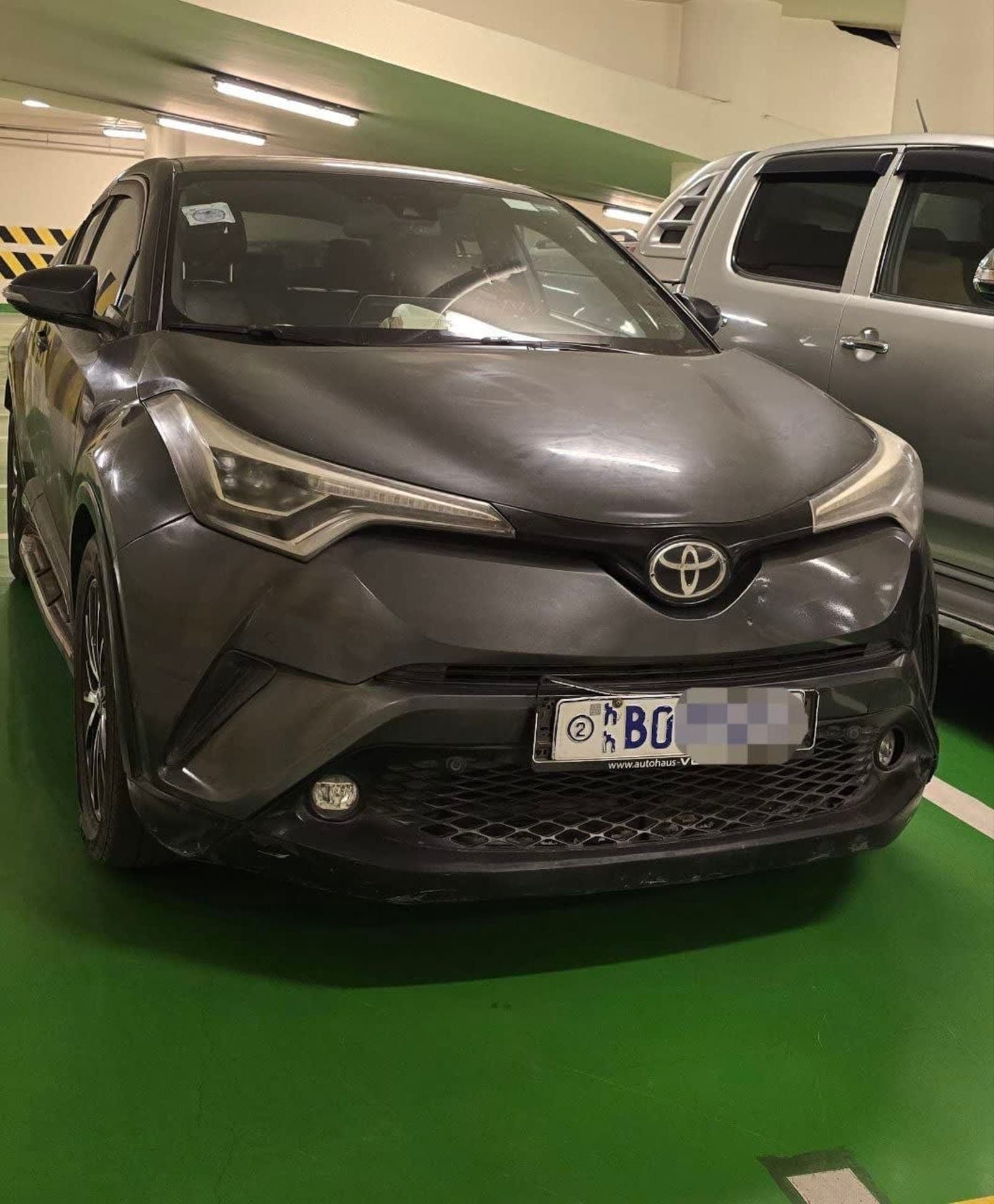 2017 TOYOTA C-HR — photo 2