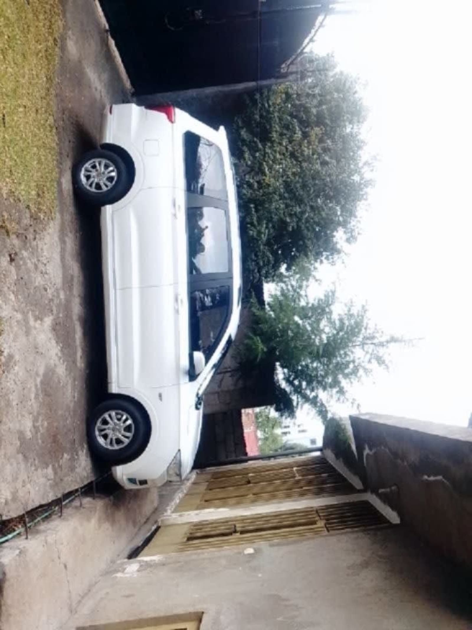 2023 wuling Hongguang S — photo 1