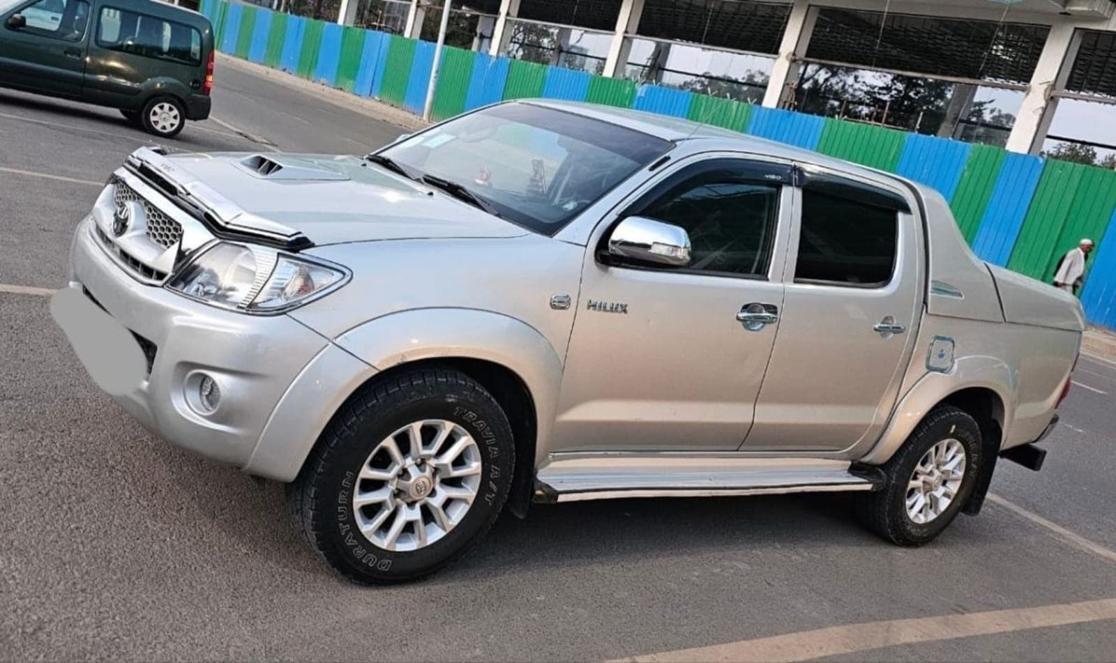 2011 Toyota Hilux Double Cab — photo 6