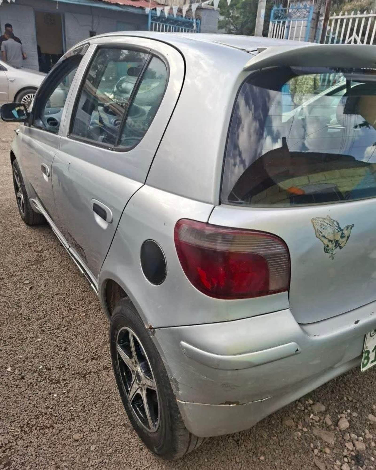 2000 Toyota Vitz Yaris โ photo 2