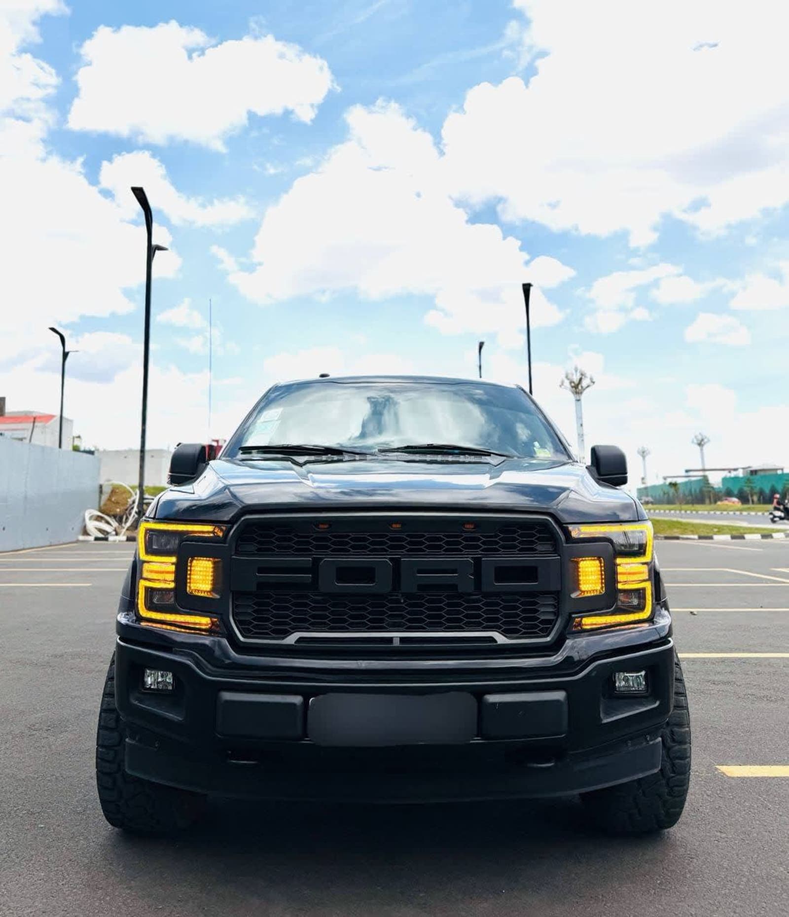 2020 Ford F-150 STX — photo 1