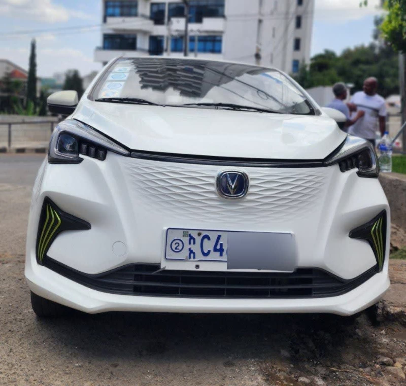 2023 CHANGAN E-Star — photo 2