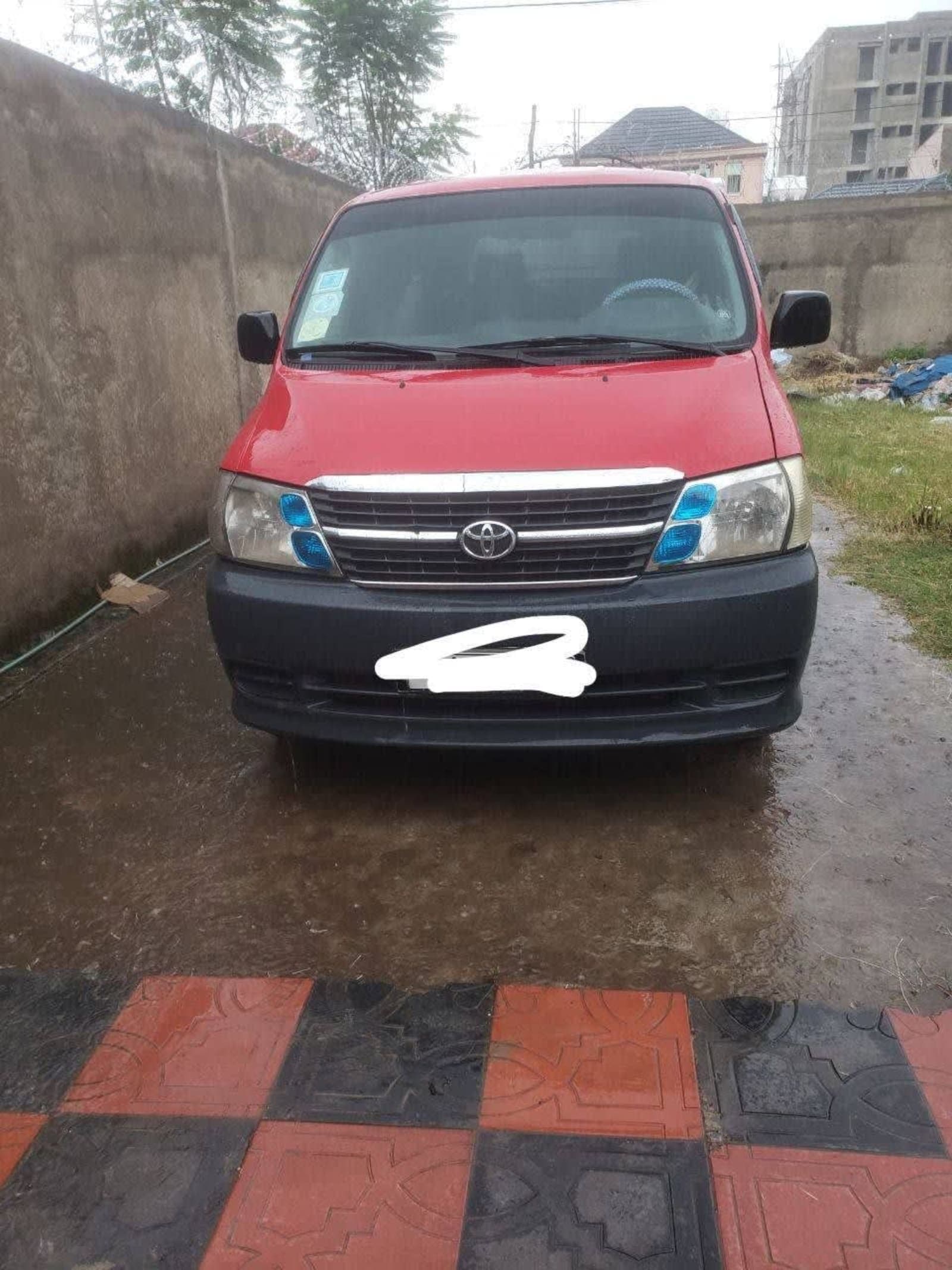 2010 Toyota Hiace Dolphin โ photo 3