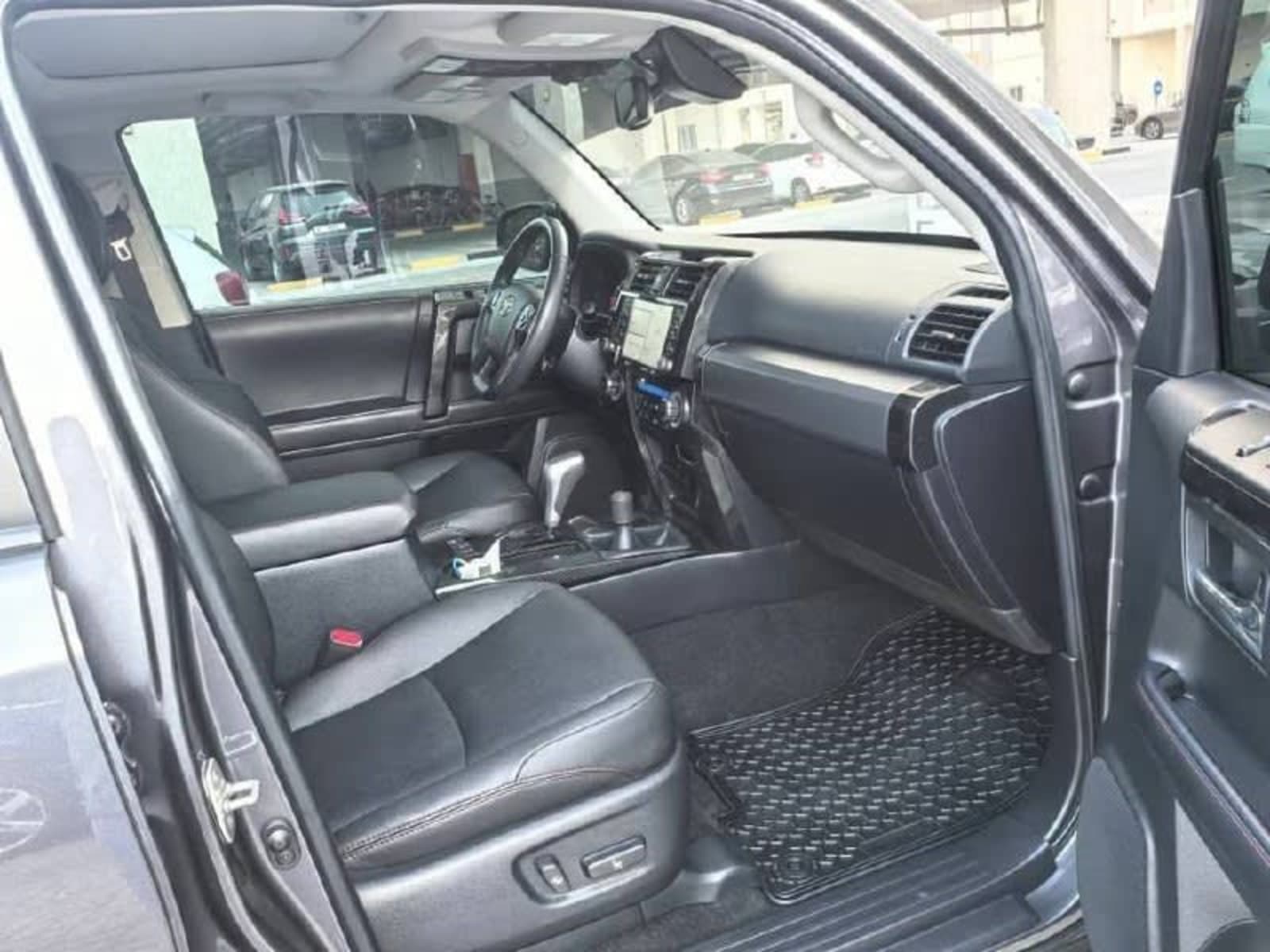 2024 Toyota 4Runner TRD Off-Road — photo 2
