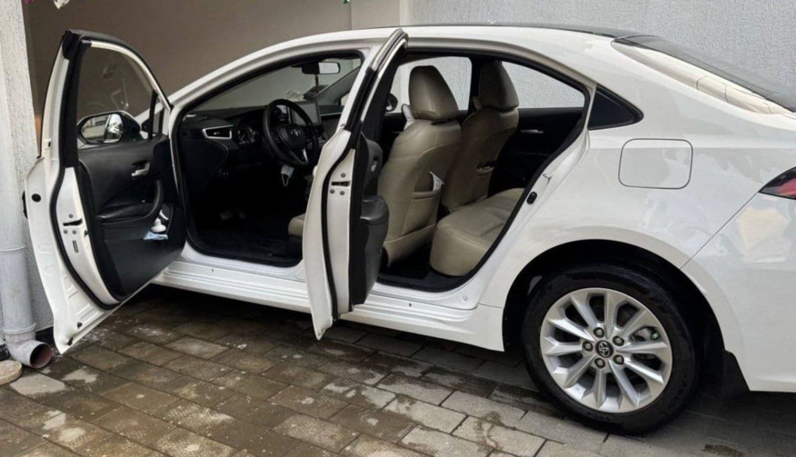 2022 Toyota Corolla Premium — photo 4