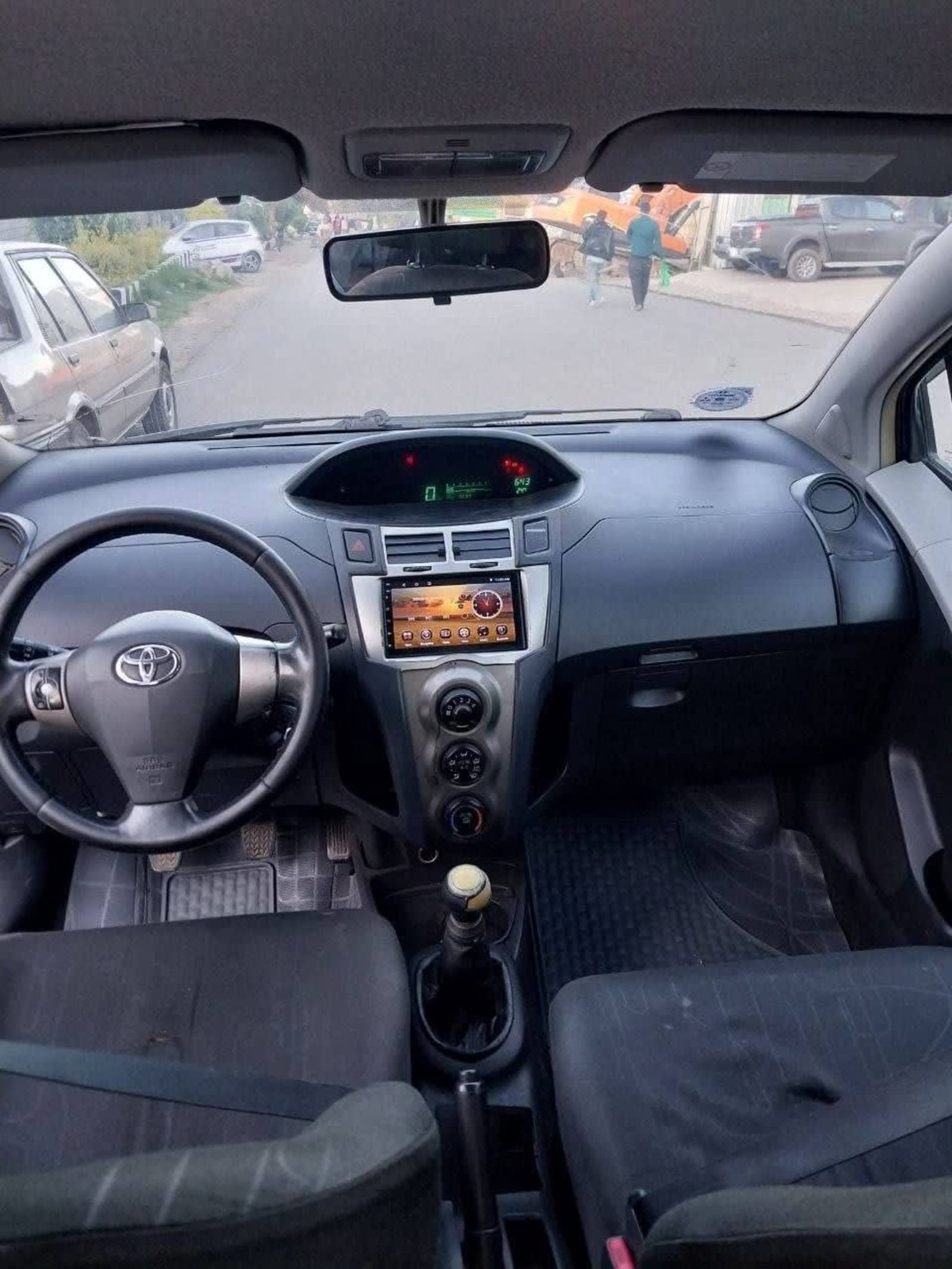 2010 TOYOTA Compact โ photo 3