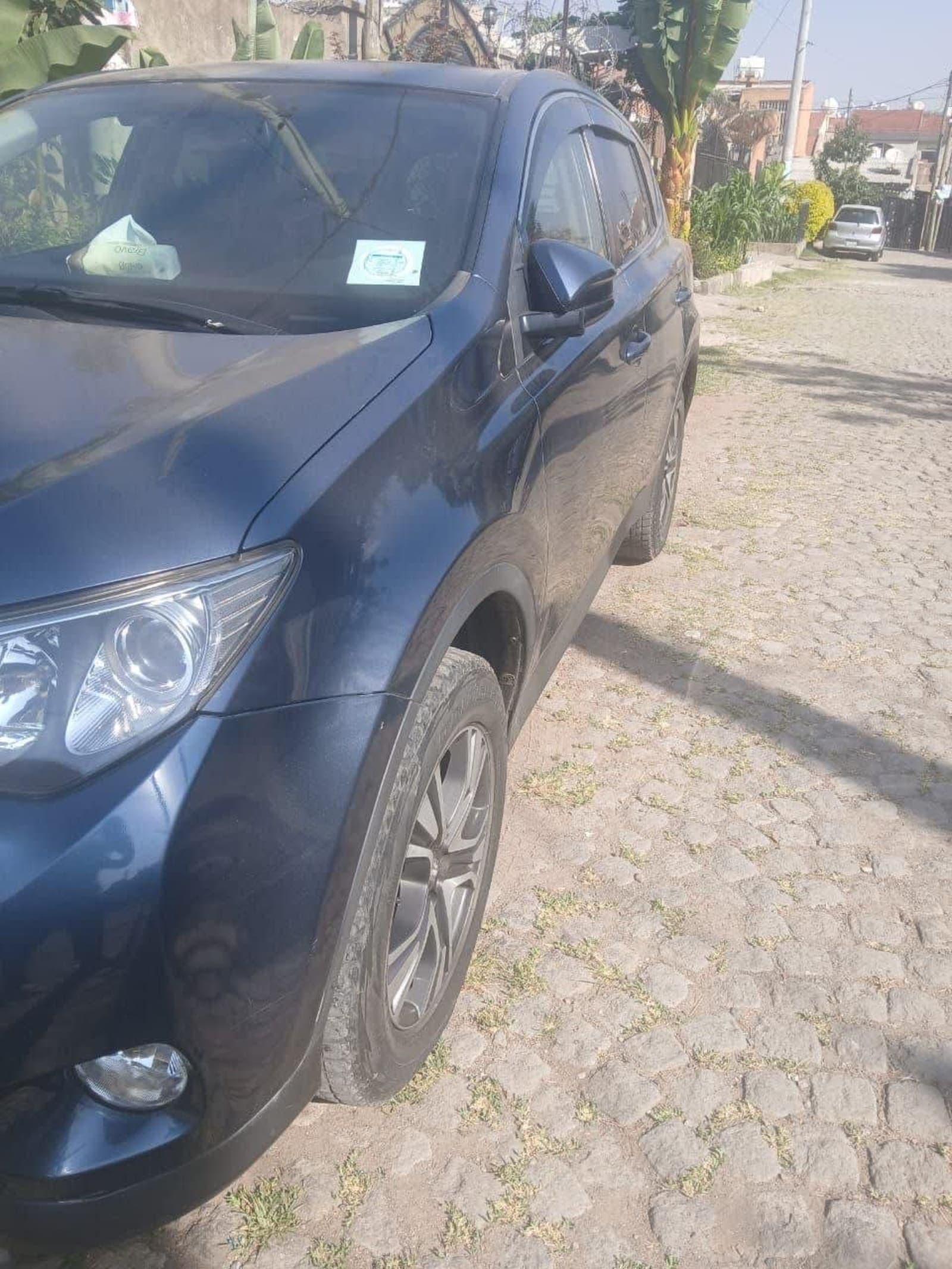 2013 Toyota RAV4 — photo 1