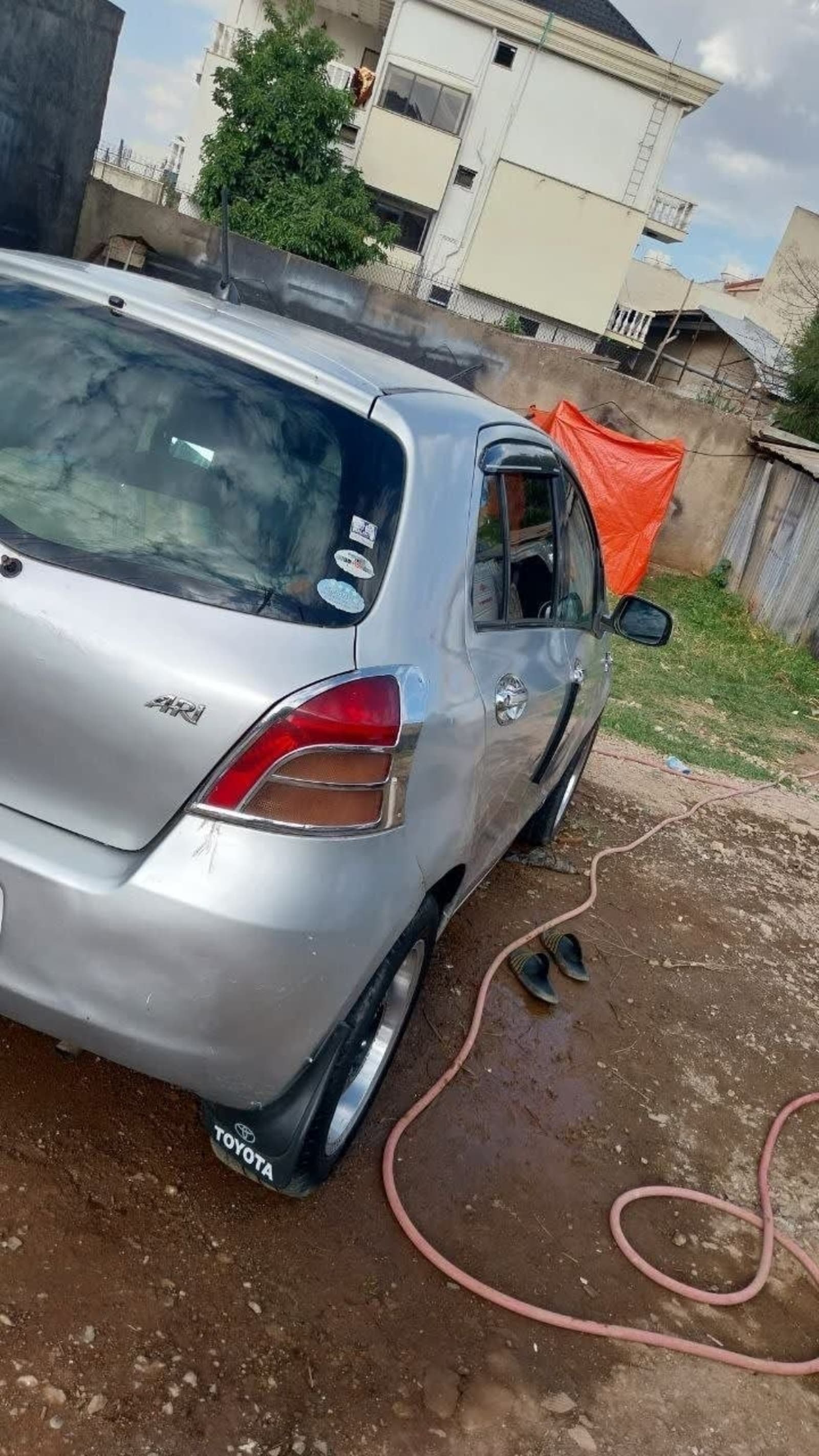 2007 Toyota Yaris — photo 4