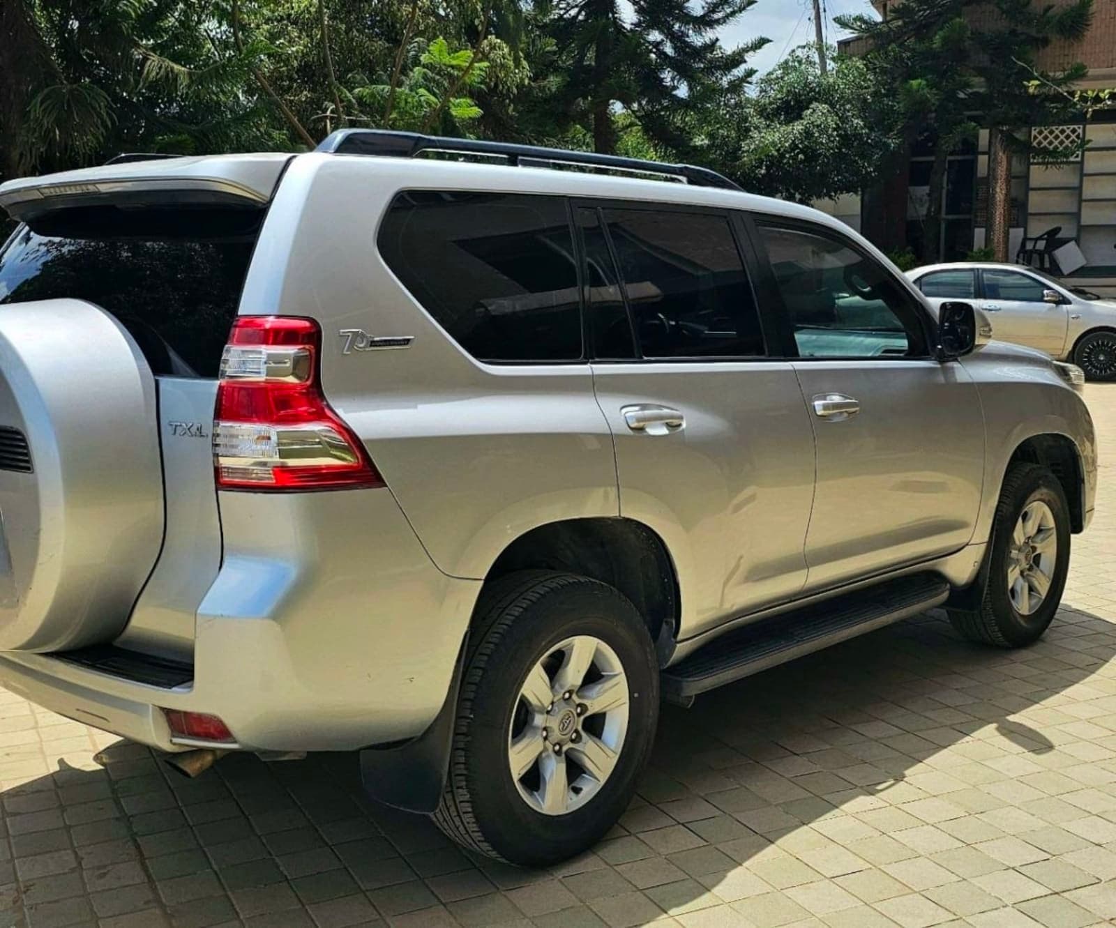 2015 Toyota Land Cruiser Prado — photo 2