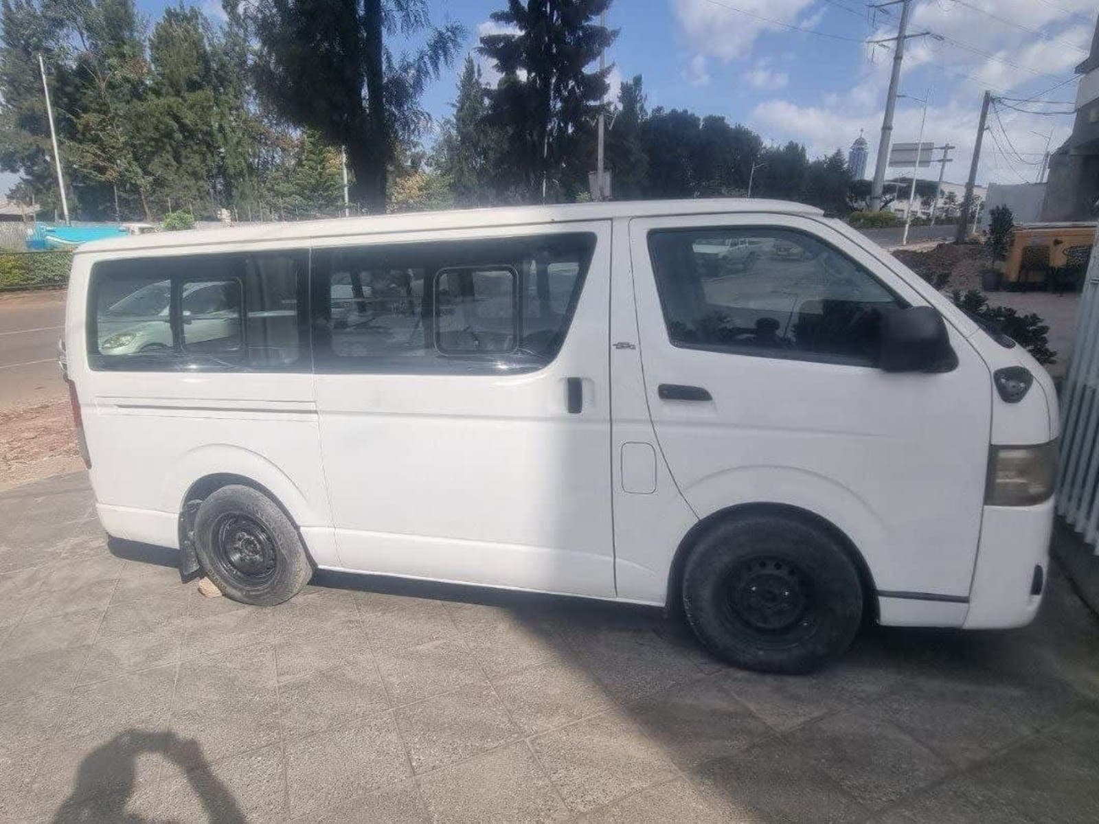 2007 Toyota HiAce Abadula Super GL — photo 2