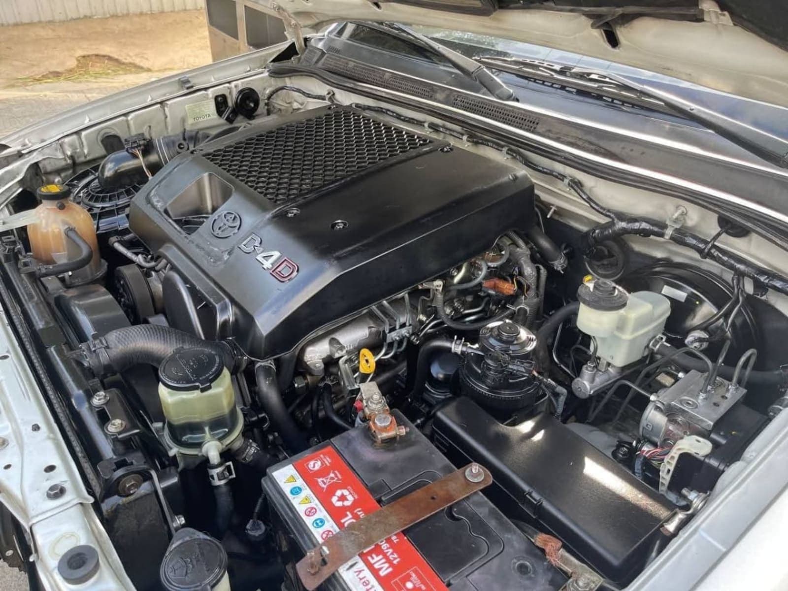 2011 Toyota Hilux Double Cab — photo 5