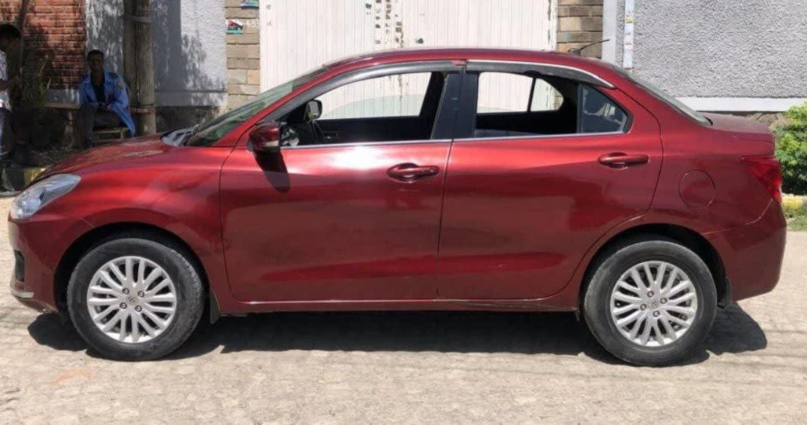 2019 Suzuki Dzire — photo 2