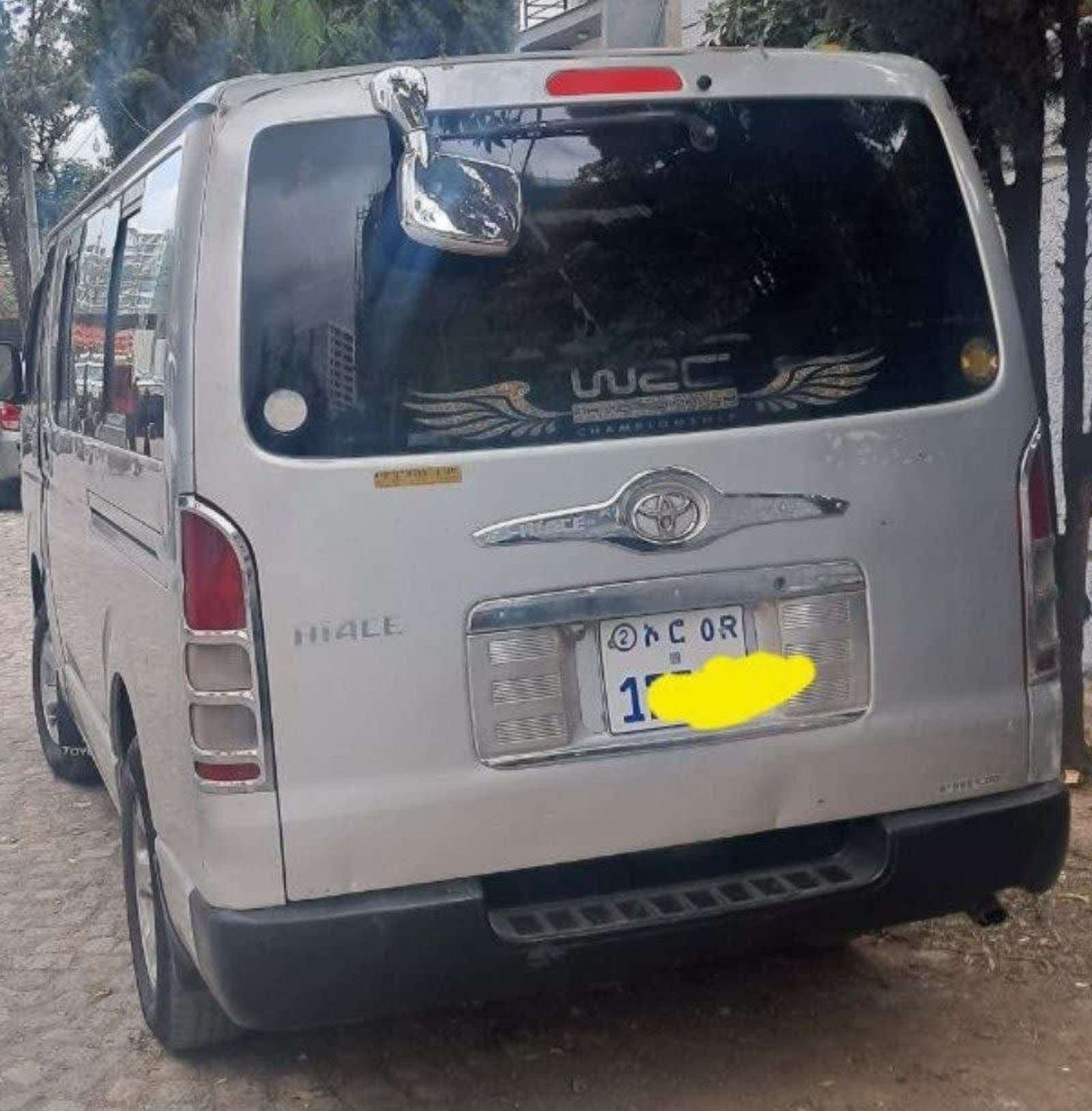 2007 Toyota Hiace — photo 4