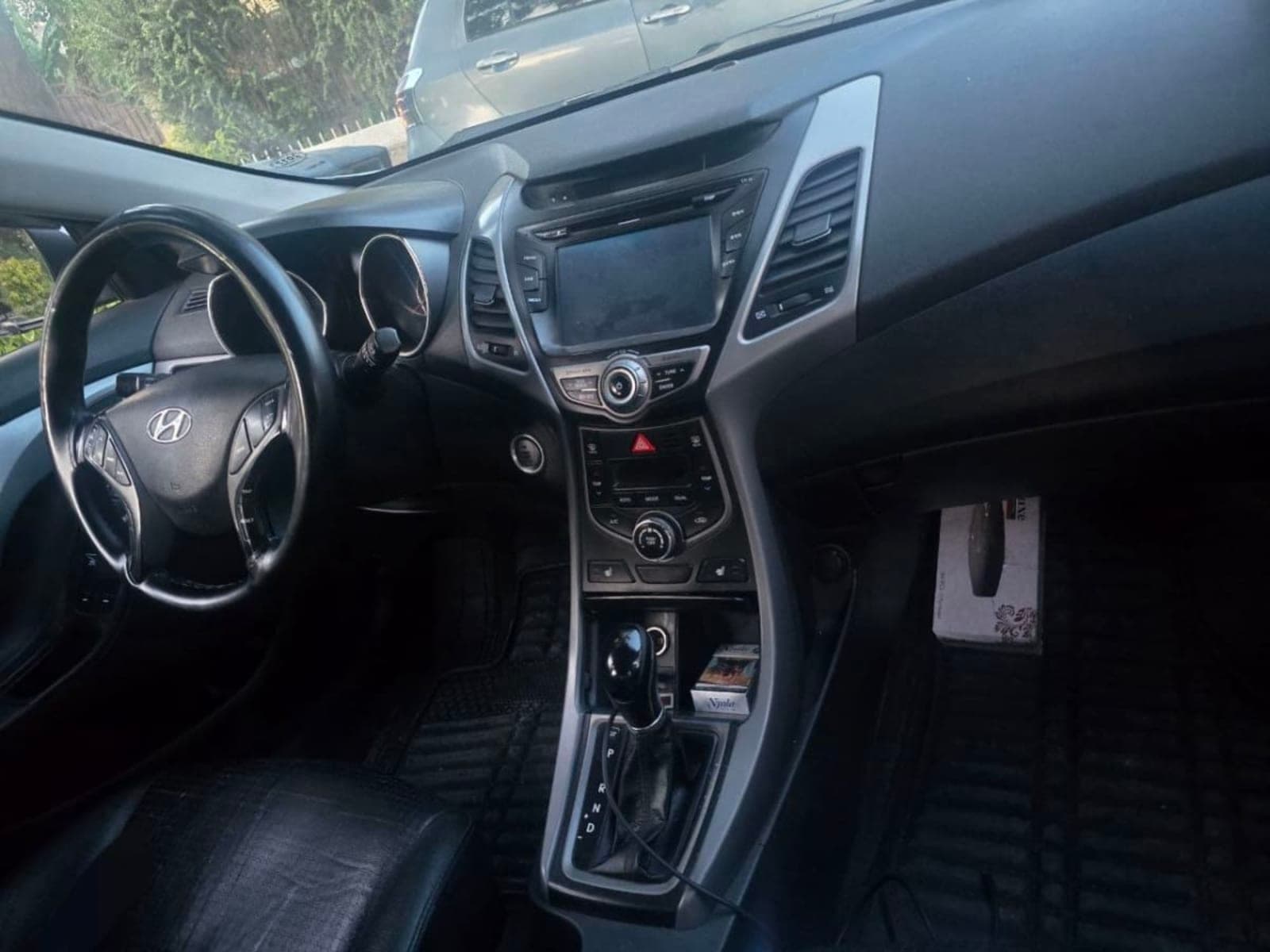 2015 Hyundai Avante — photo 2
