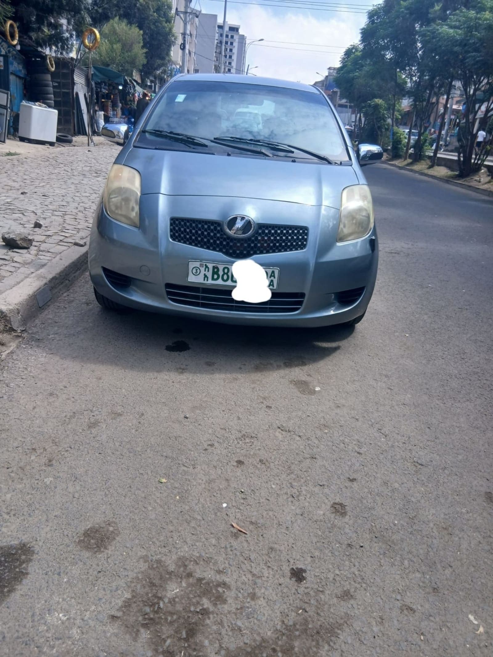 2008 Toyota Yaris compact — photo 3