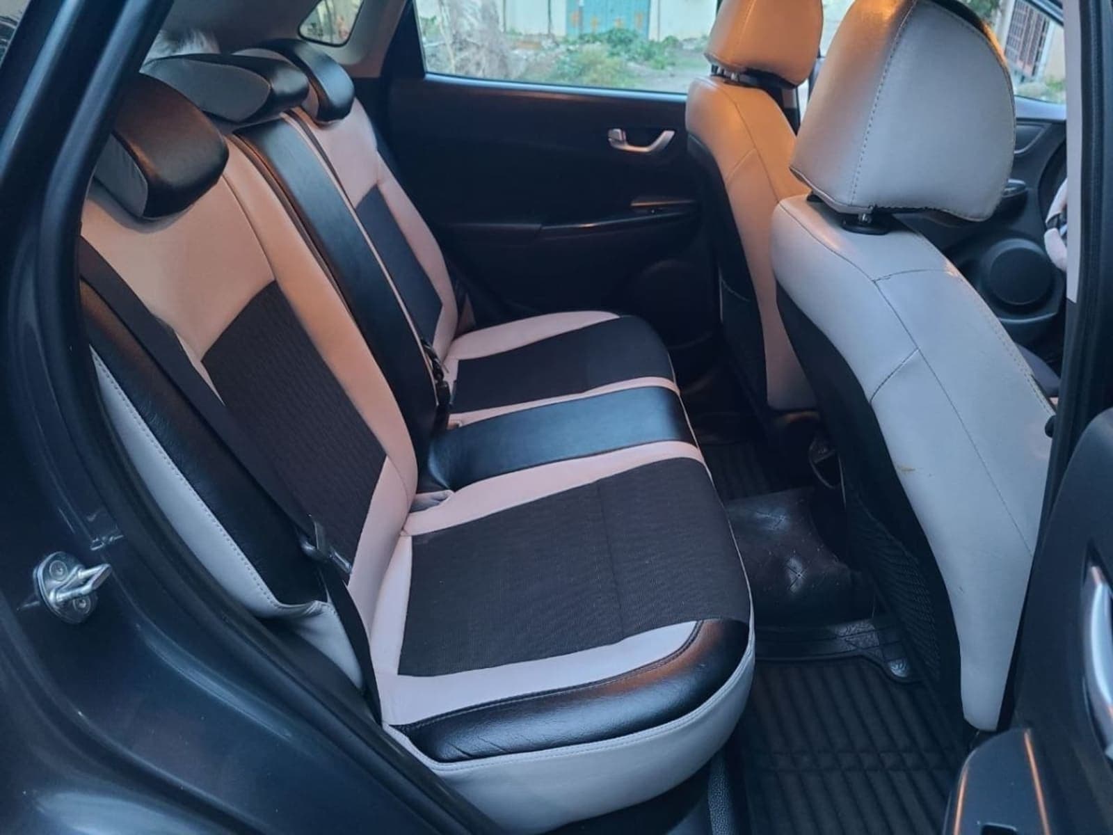2022 Hyundai KONA — photo 2