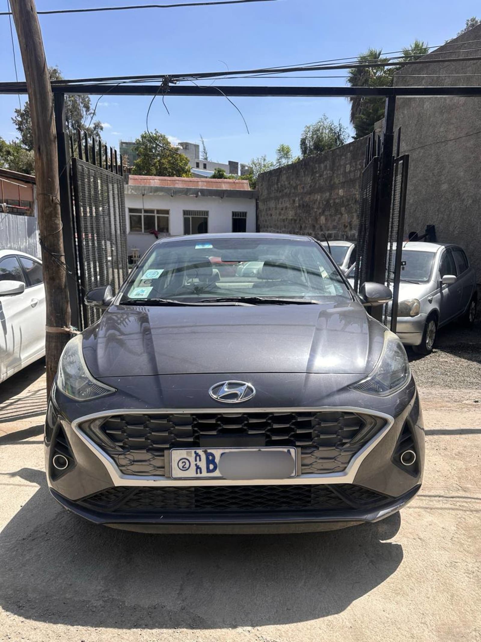 2022 Hyundai Grand i10 — photo 1