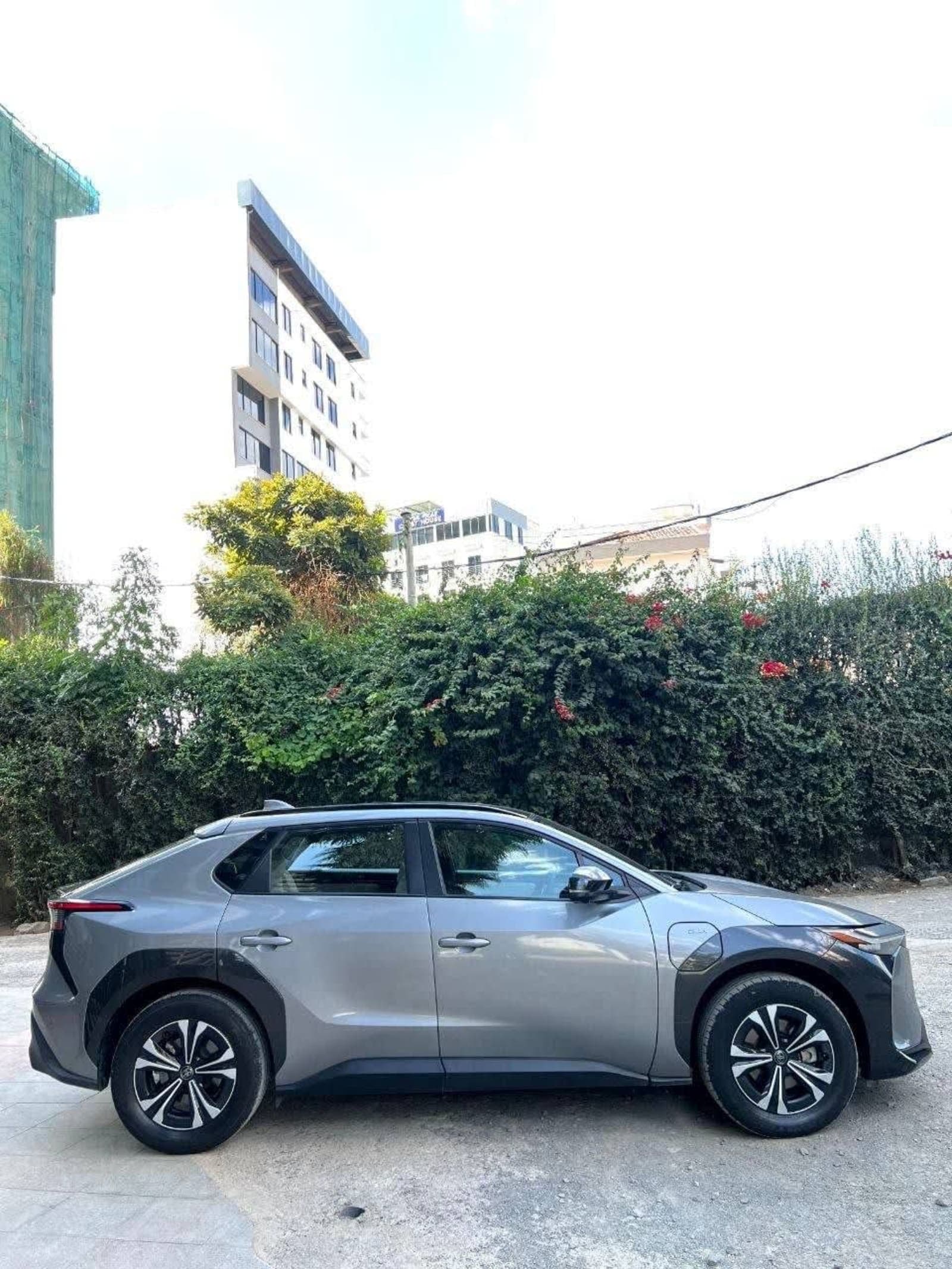 2024 Byd Bz4x — photo 4