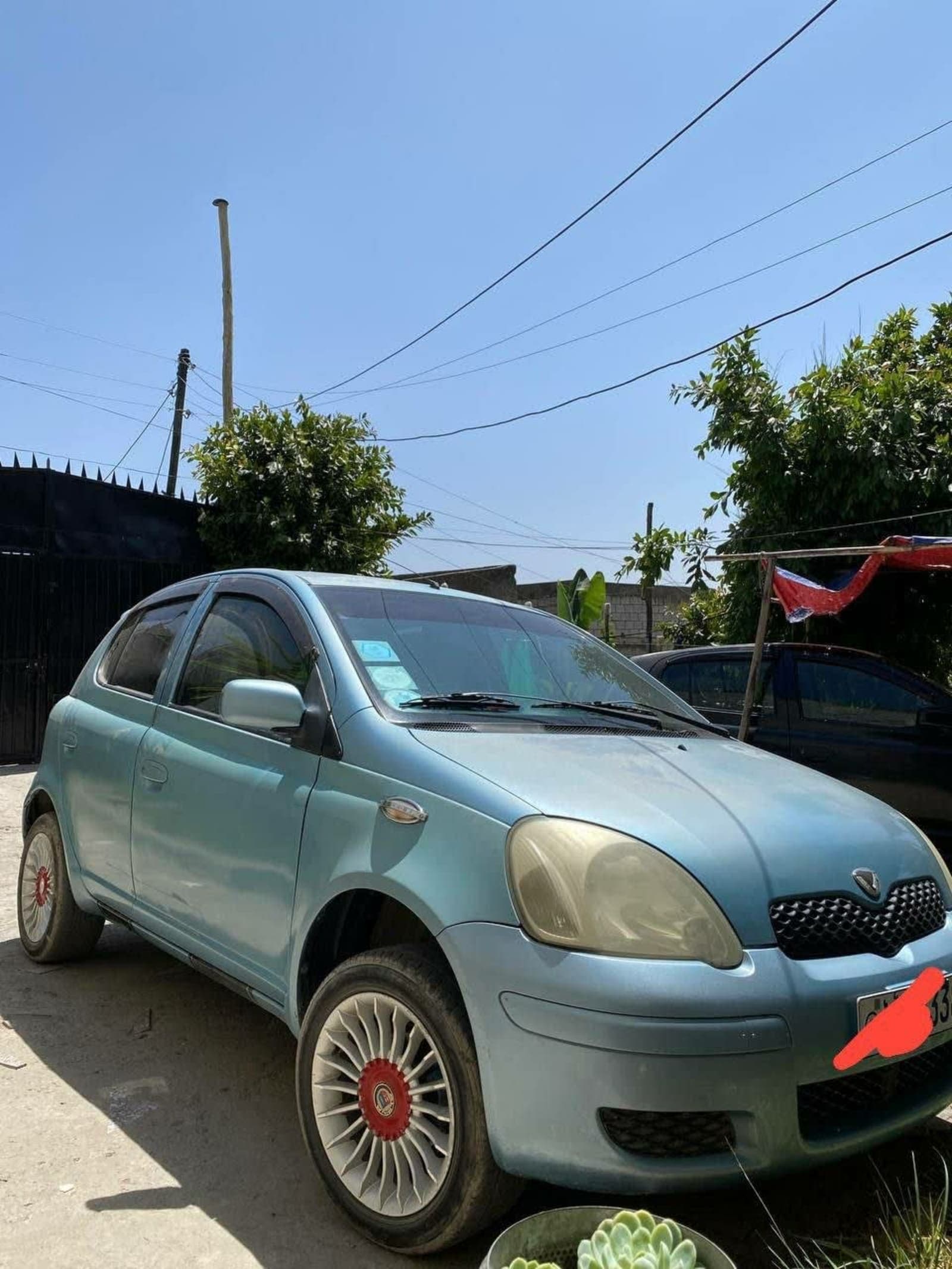 2002 Toyota Vitz — photo 5