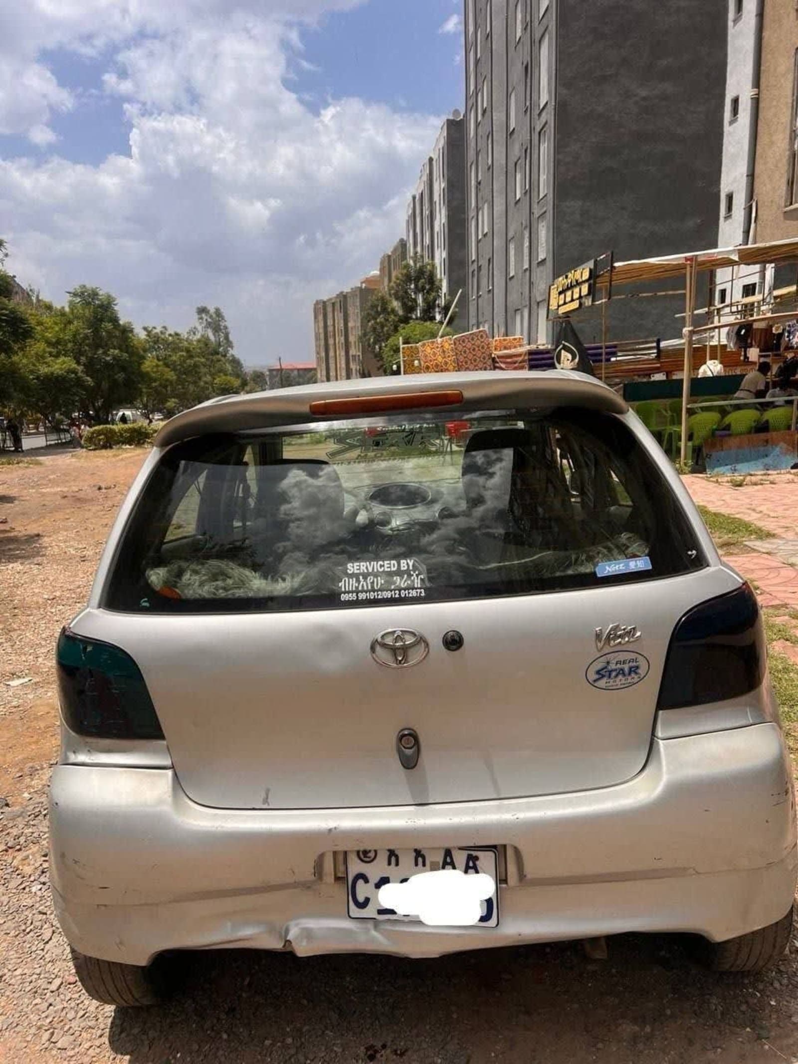 2001 toyota vitz — photo 3