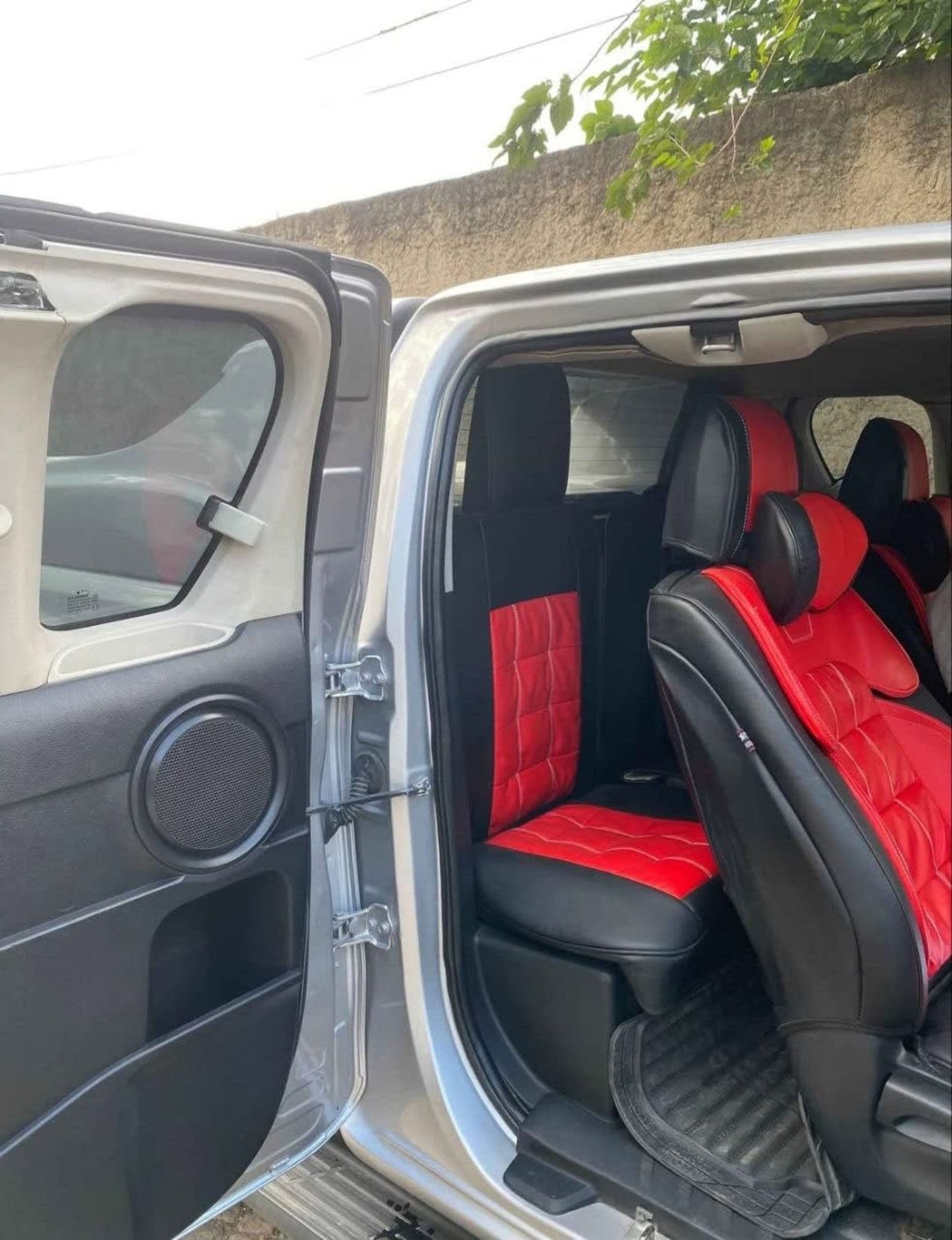 2017 Toyota Hilux Revo — photo 6
