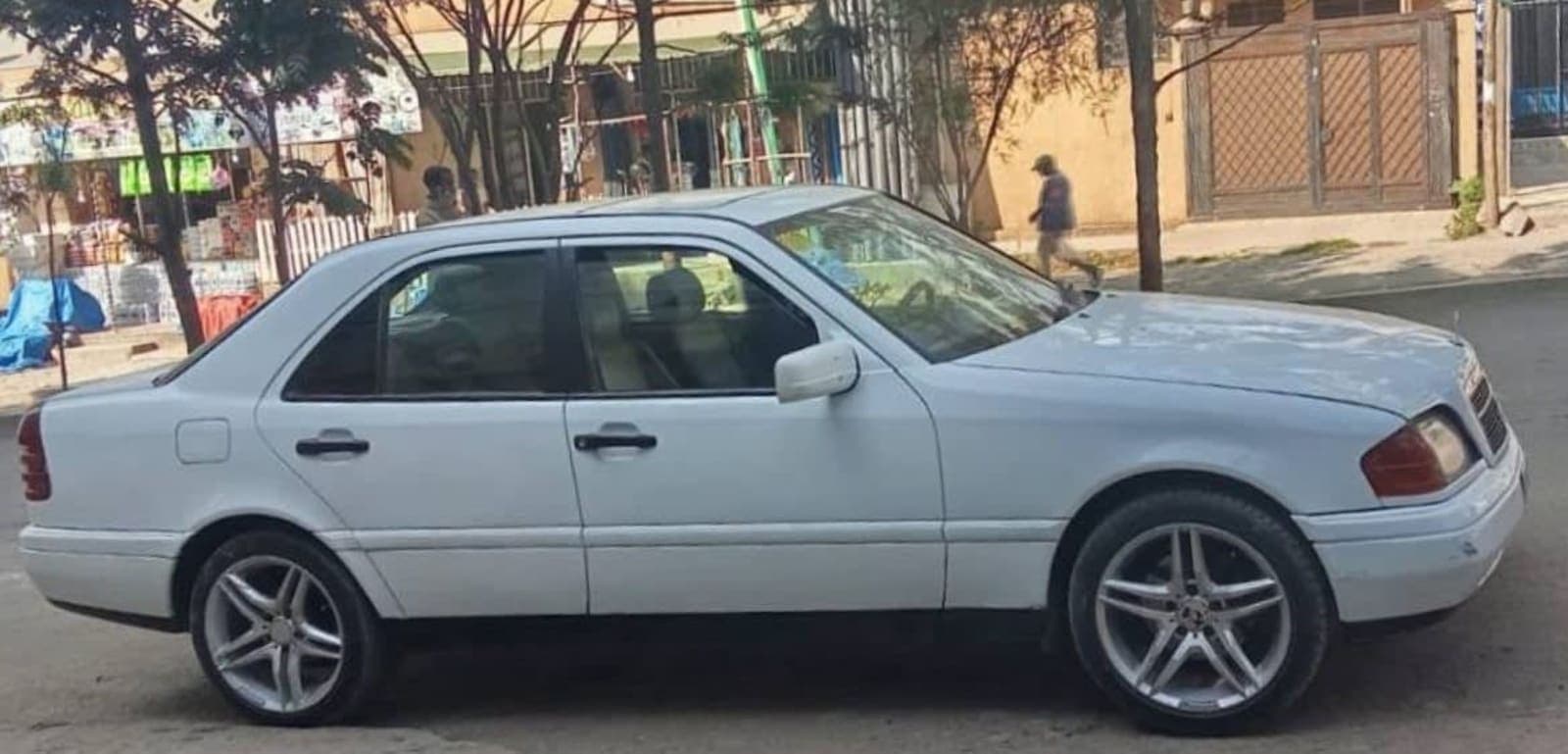 1994 Mercedes Benz C180 — photo 4