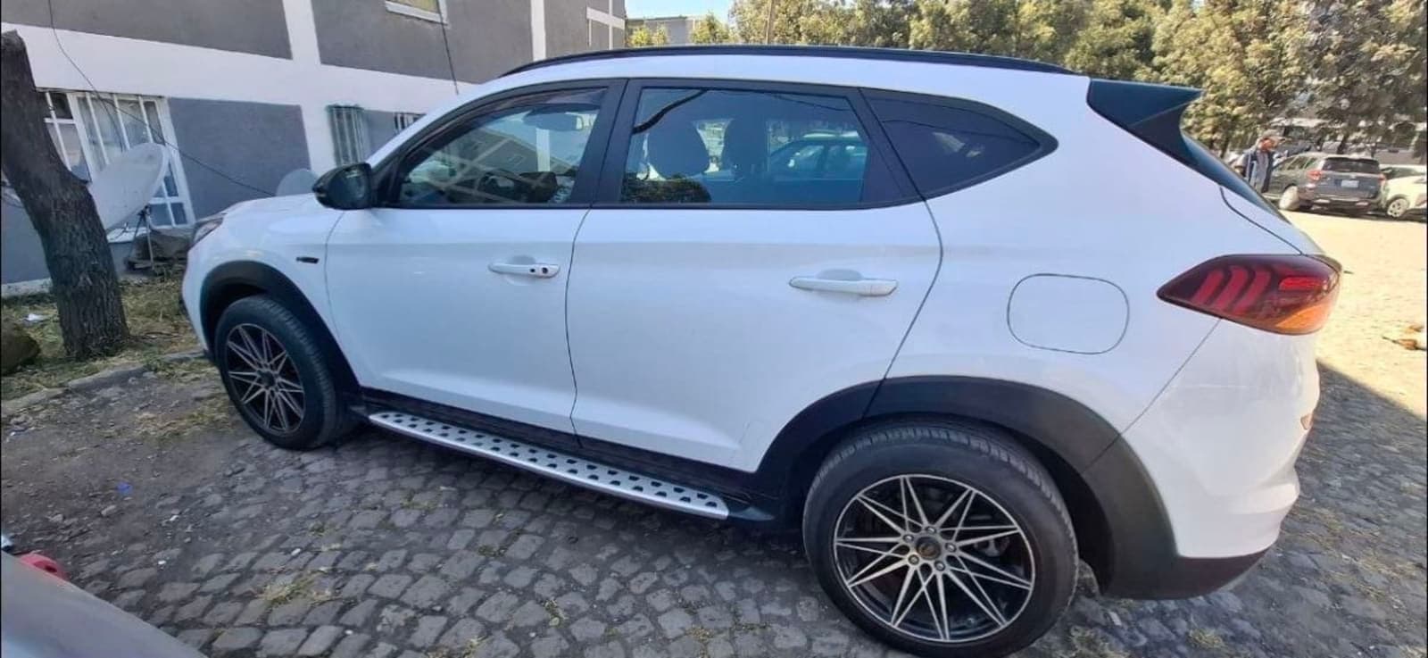 2020 Hyundai Tucson — photo 2