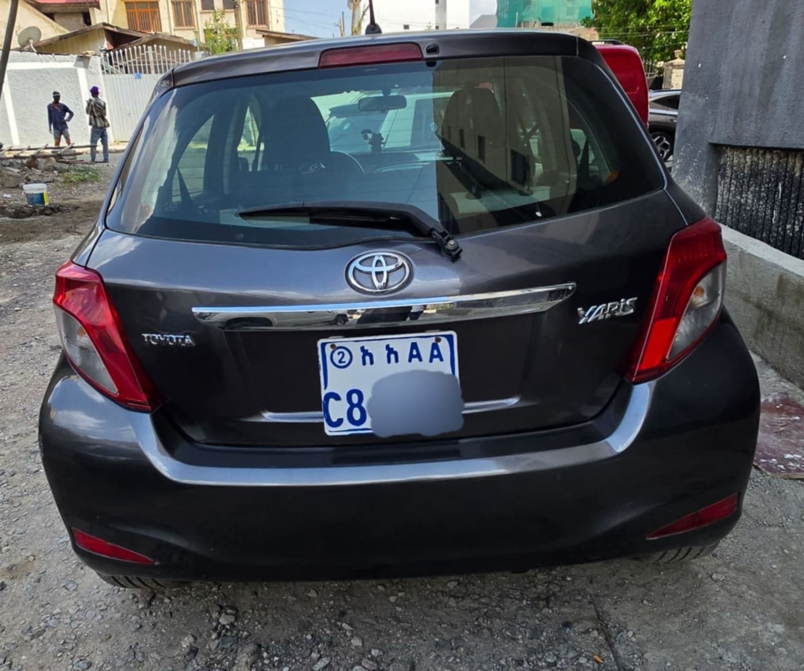 2012 Toyota Yaris Compact — photo 7