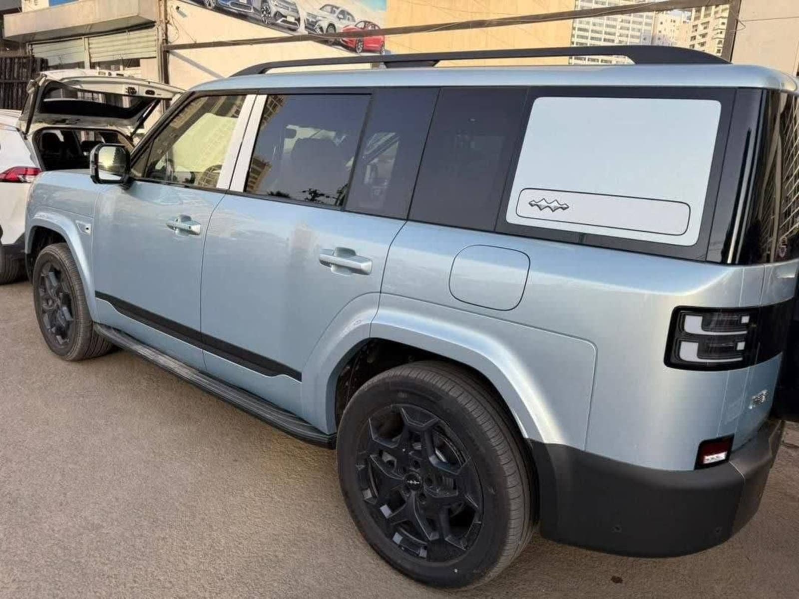BYD Leopard 7 Ultra PHEV 4WD — photo 3