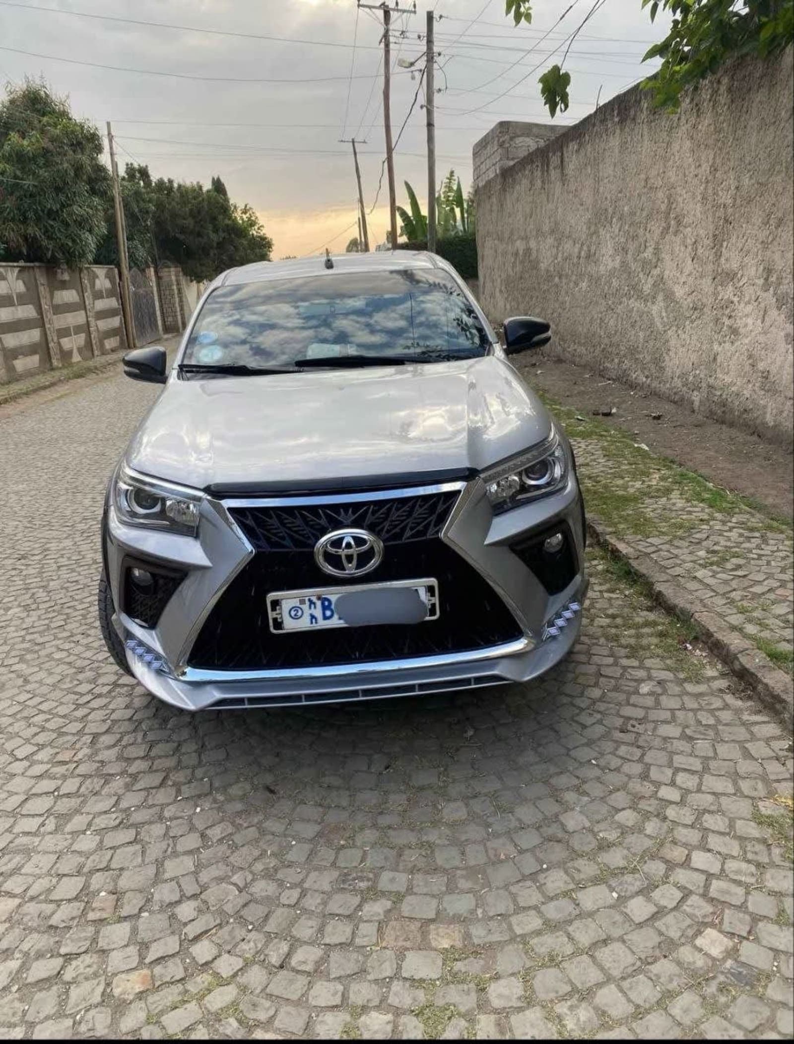 2017 Toyota Hilux Revo — photo 6
