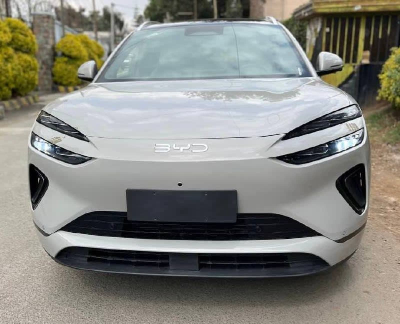 2025 BYD Seal-ion 06 EV — photo 1