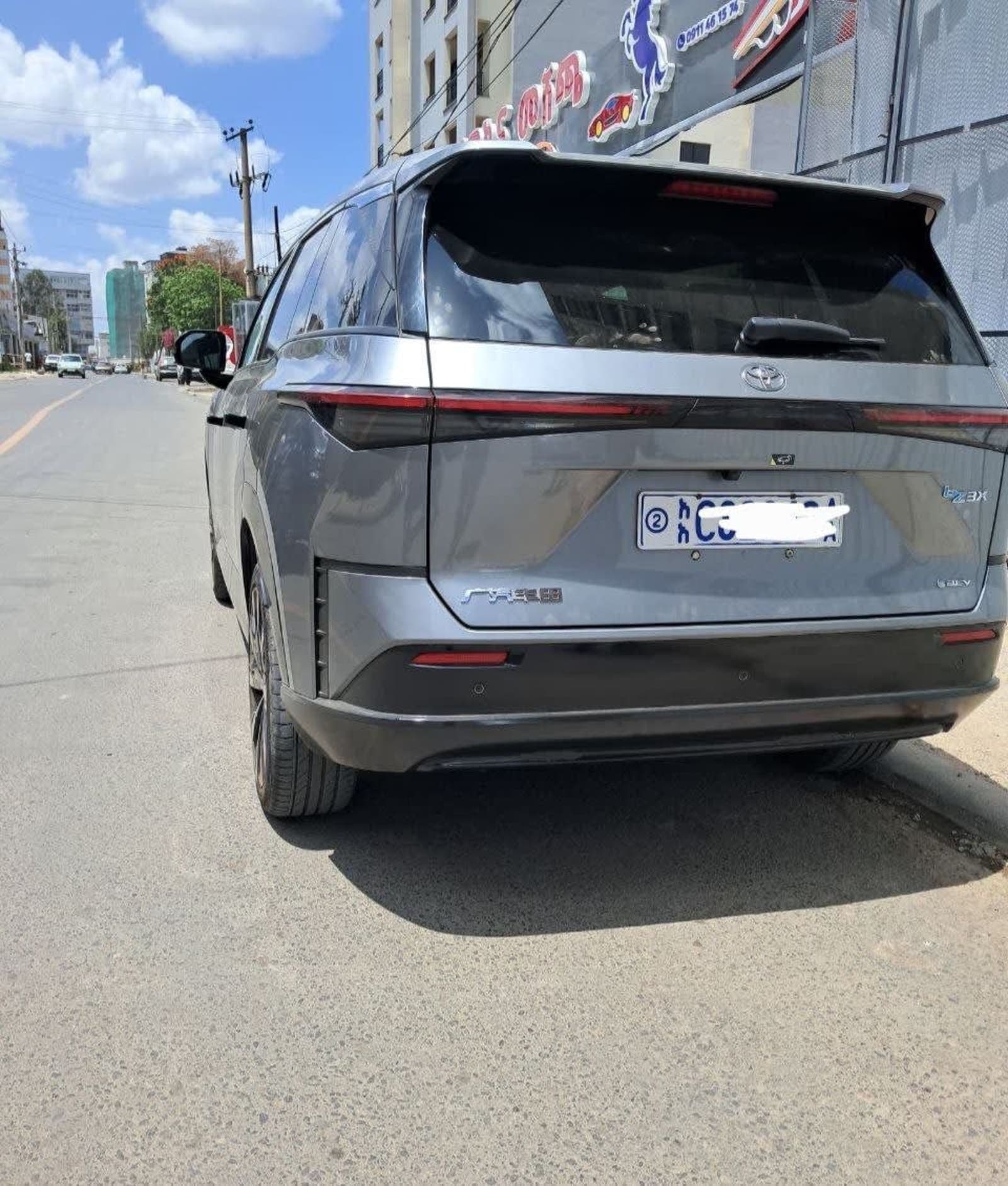 2025 Toyota bZ3X 520 Pro+ Smart Drive Edition — photo 3