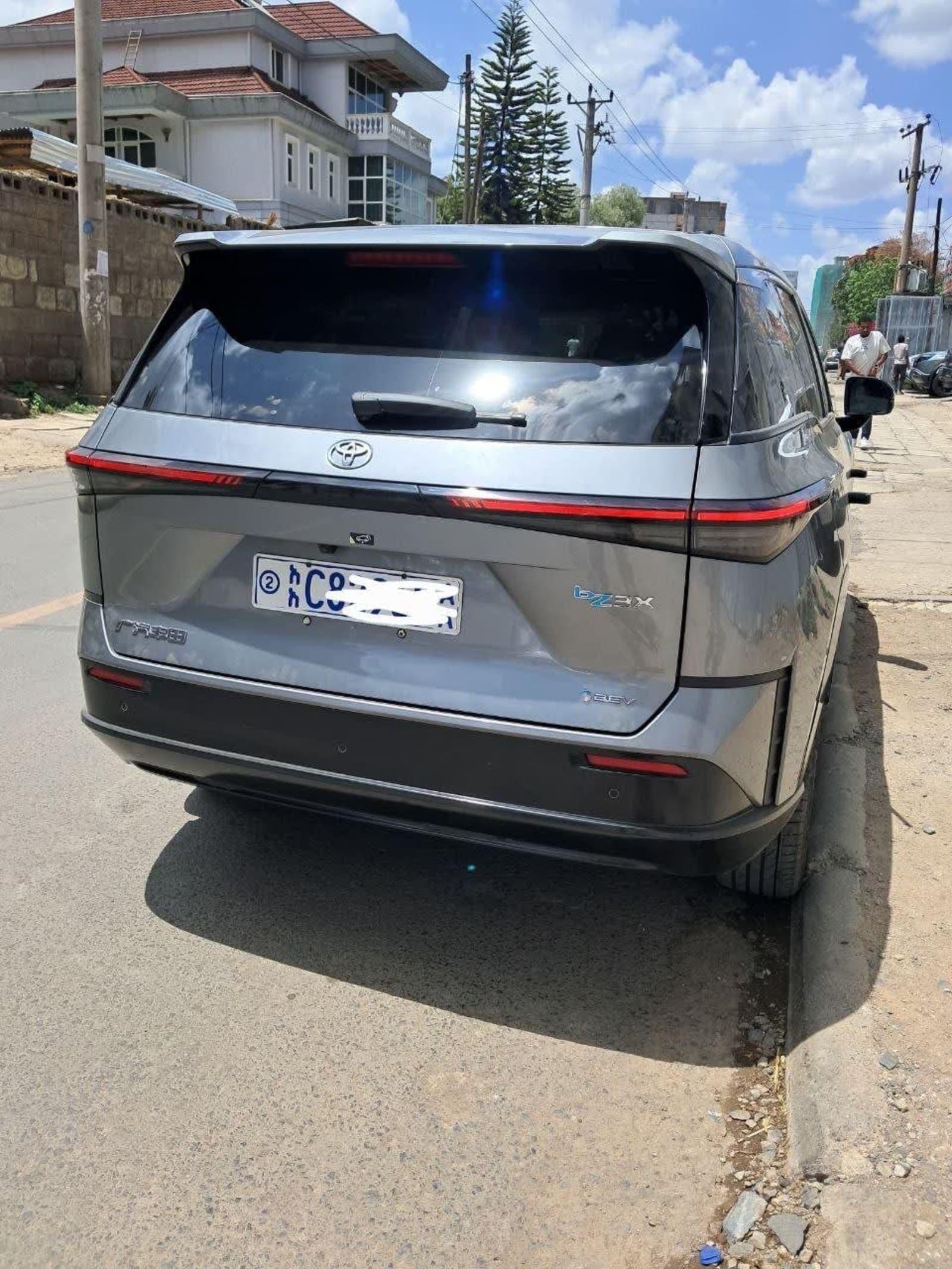2025 Toyota bZ3X 520 Pro+ Smart Drive Edition — photo 4