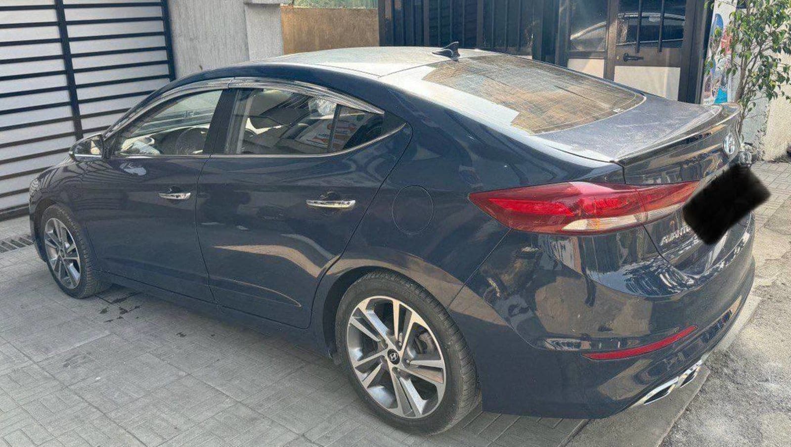 2017 Hyundai Avante — photo 6
