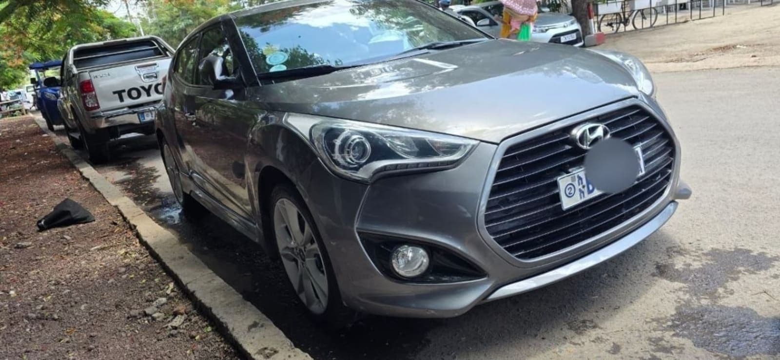 2015 Hyundai Veloster — photo 2