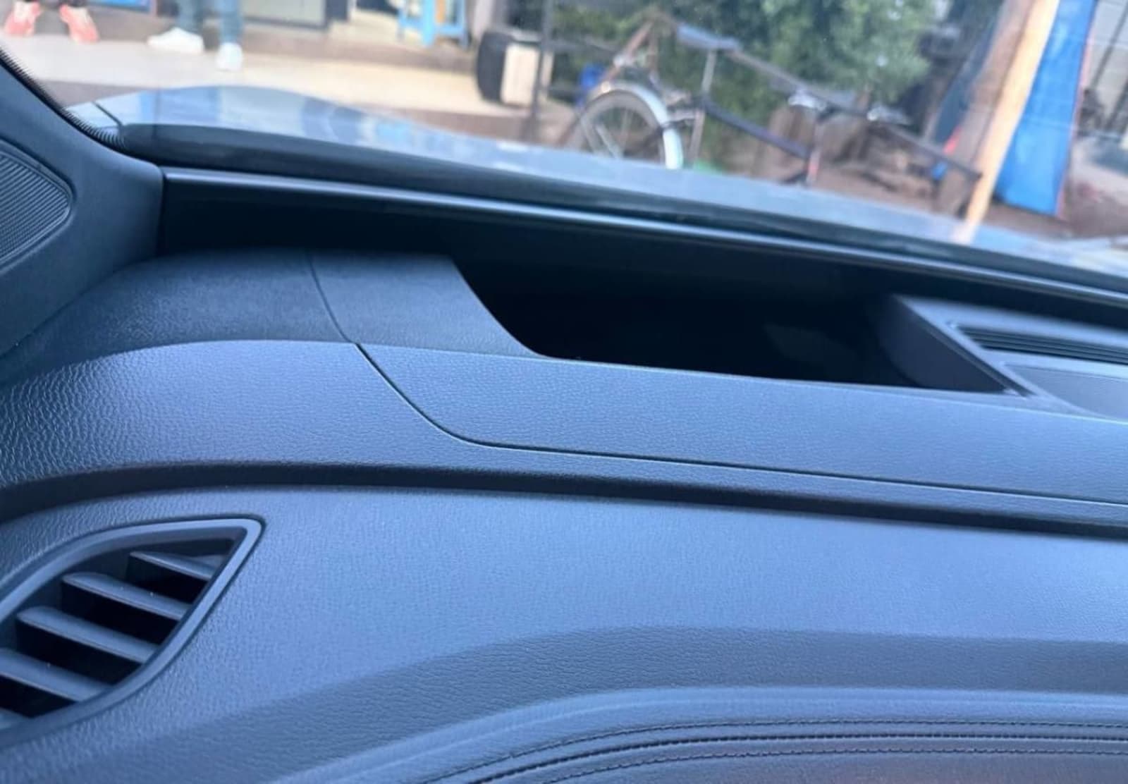 2023 VOLKSWAGEN ID.4 Crozz Pro EV — photo 3
